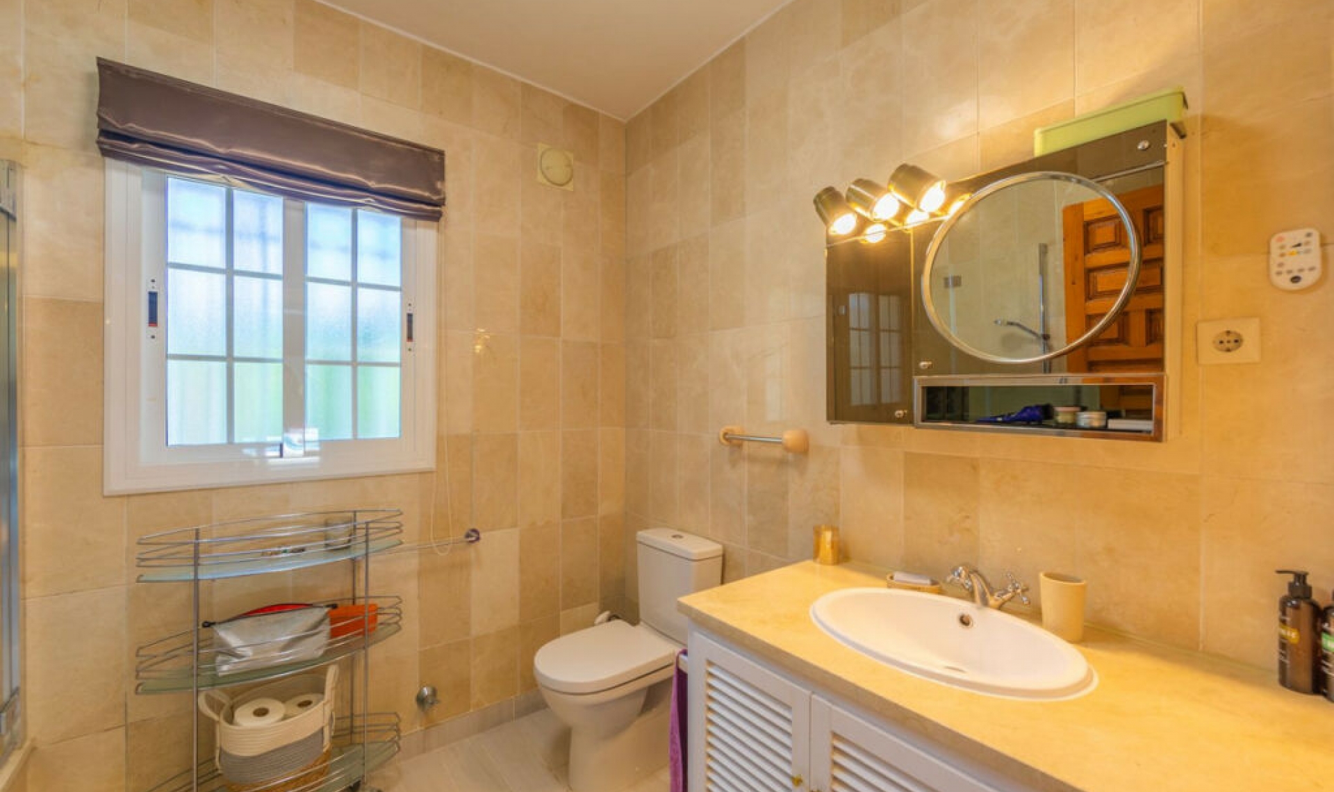 Resale - House -
Guadalmina Alta