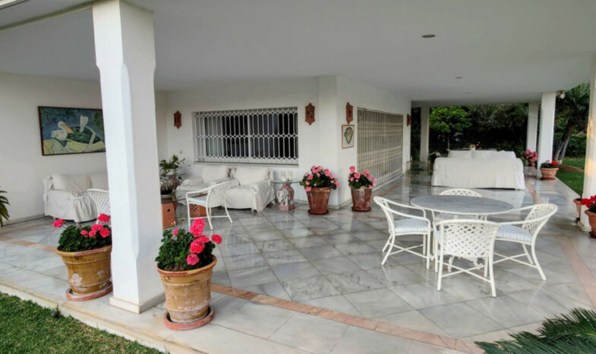 Resale - House -
Guadalmina Baja