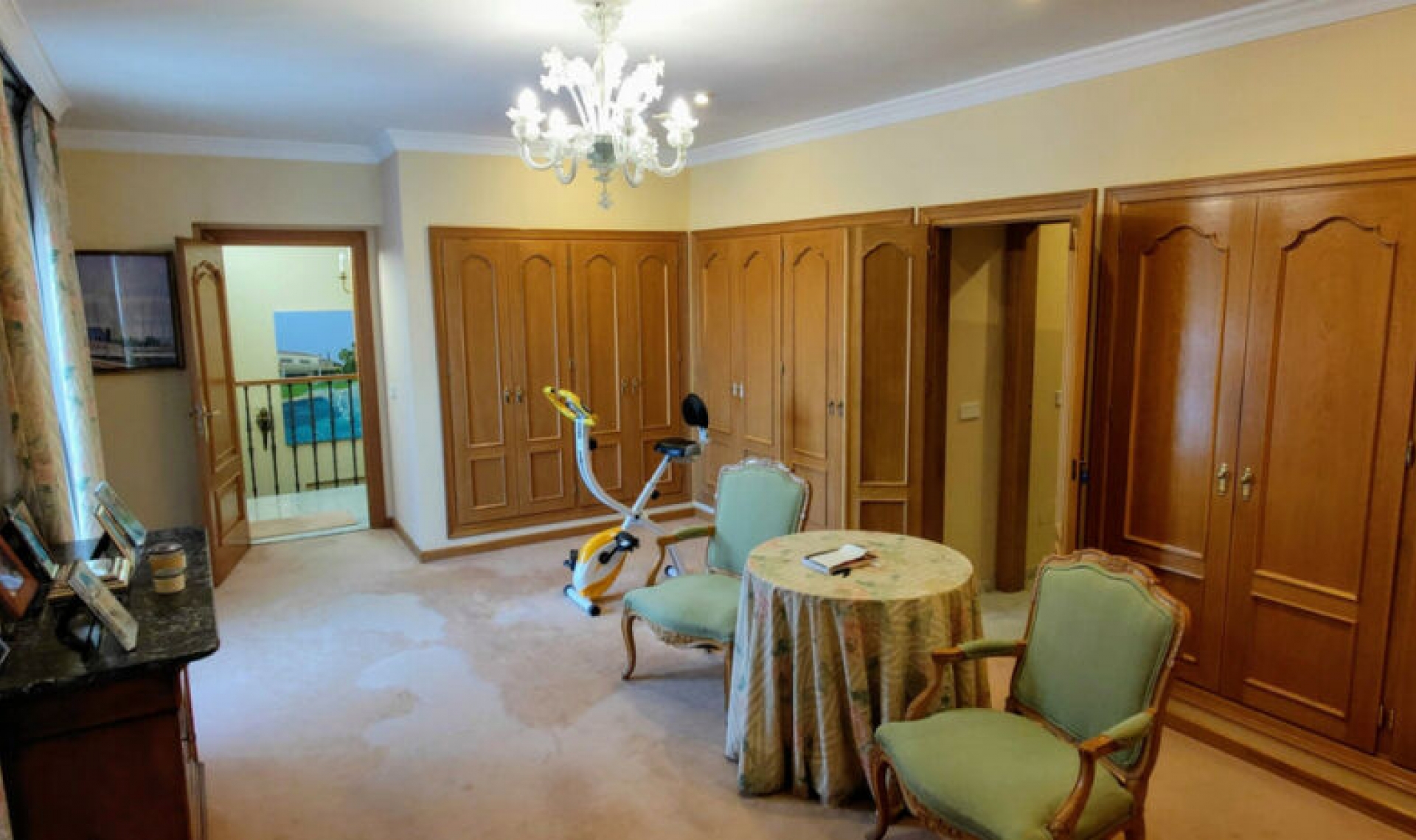 Resale - House -
Guadalmina Baja