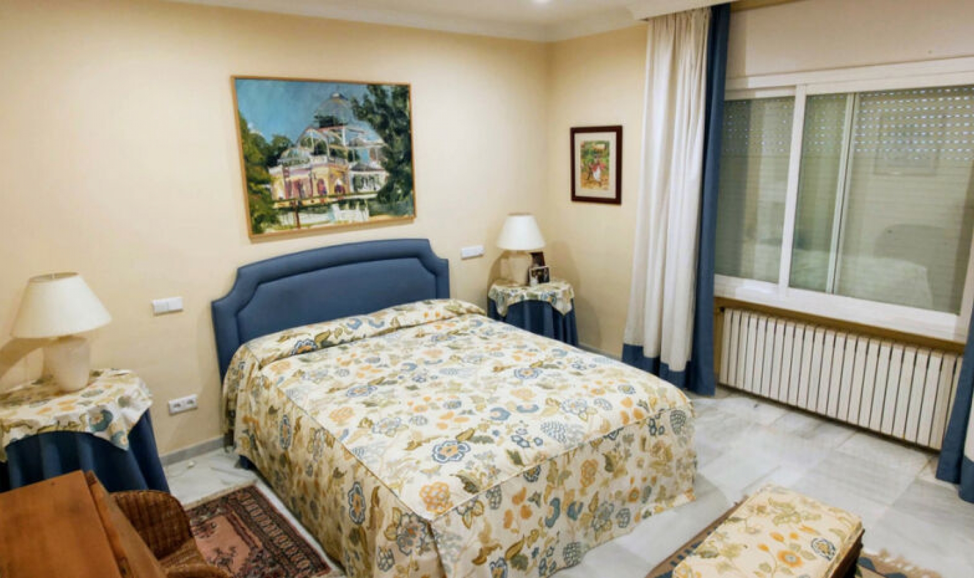 Resale - House -
Guadalmina Baja