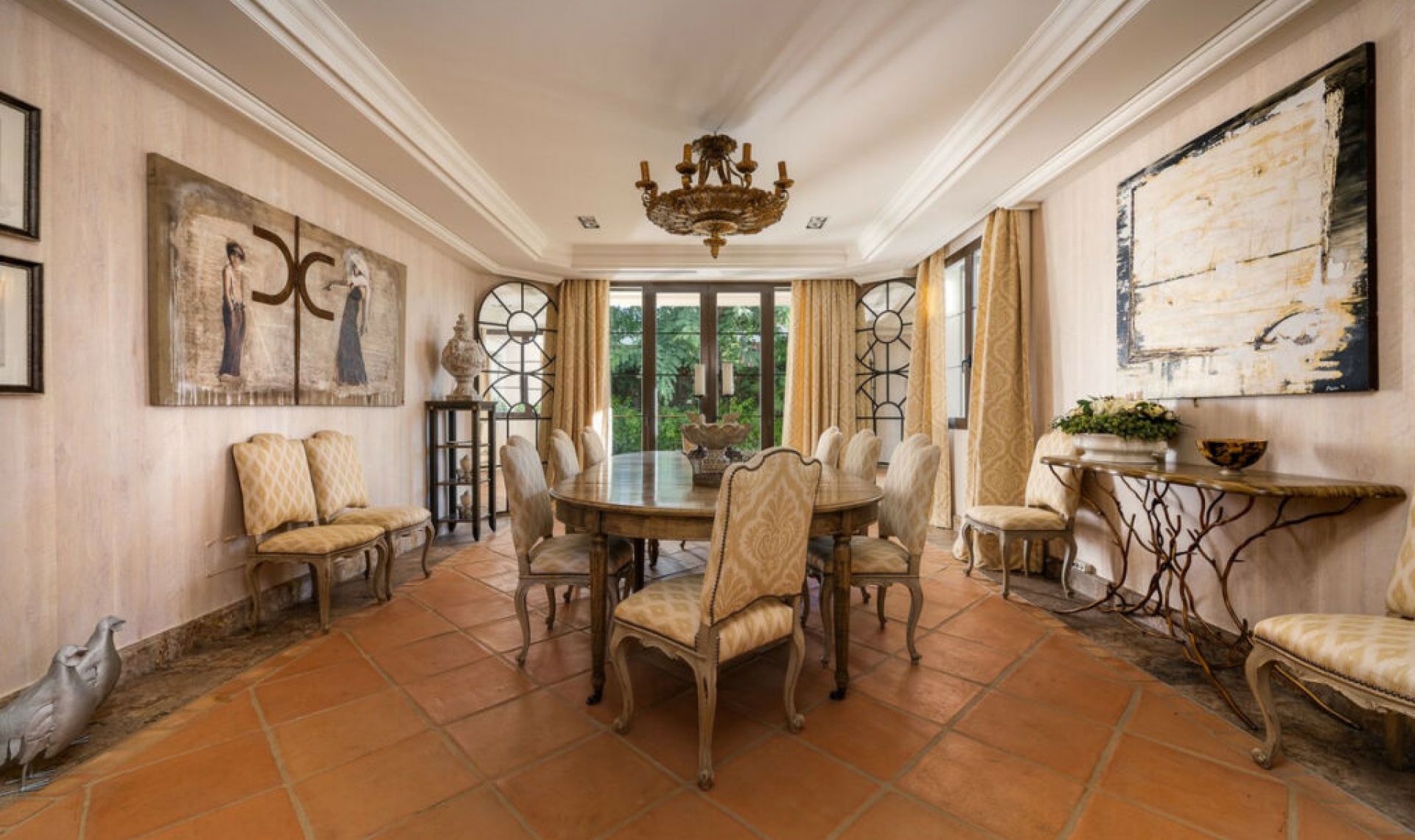 Resale - House -
Guadalmina Baja