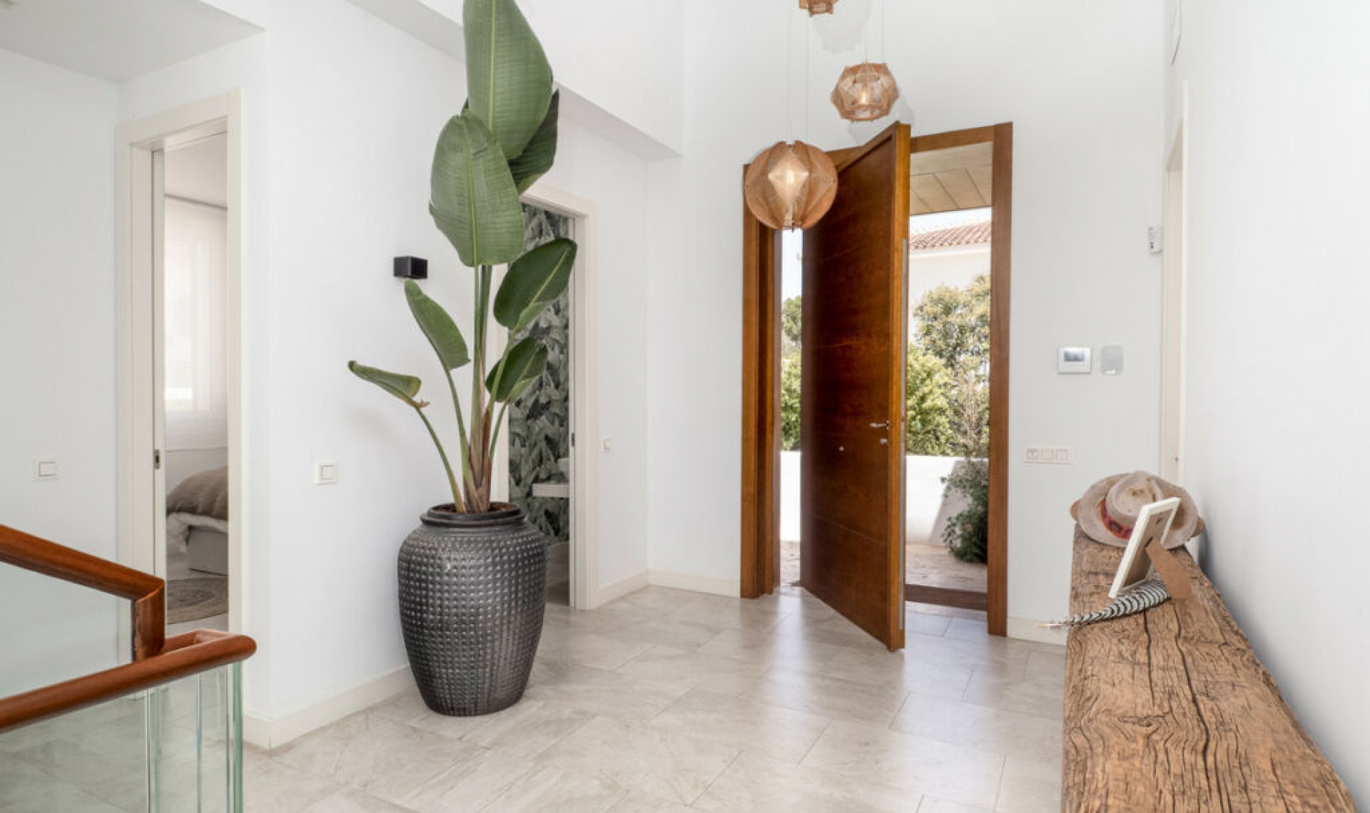 Resale - House -
Guadalmina Baja