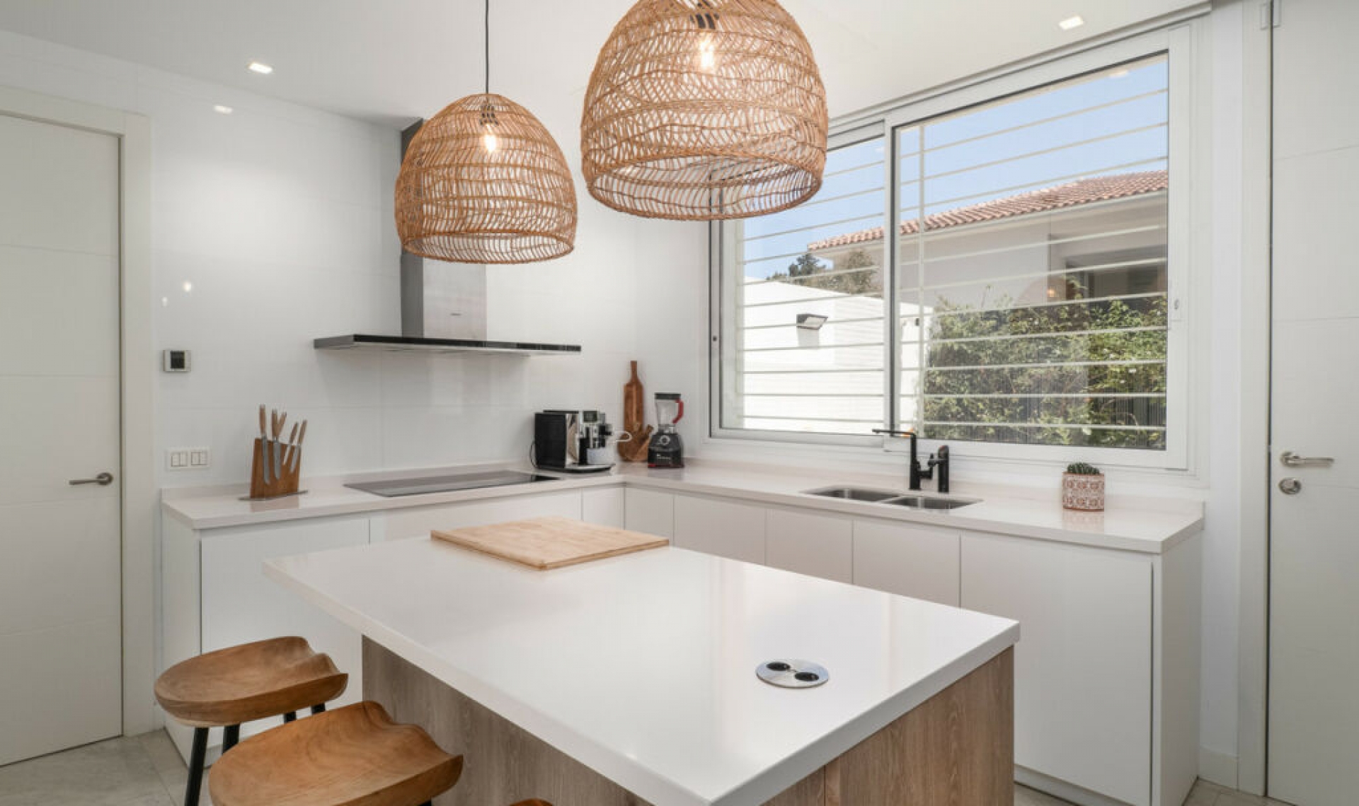 Resale - House -
Guadalmina Baja