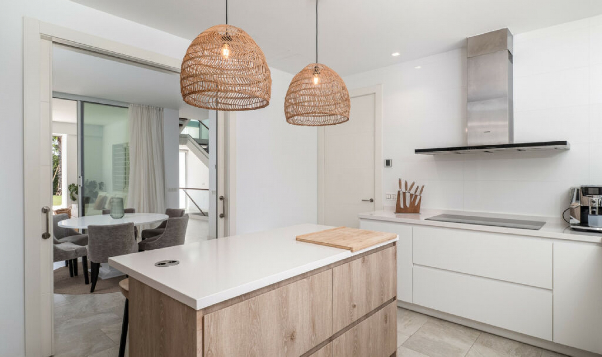 Resale - House -
Guadalmina Baja