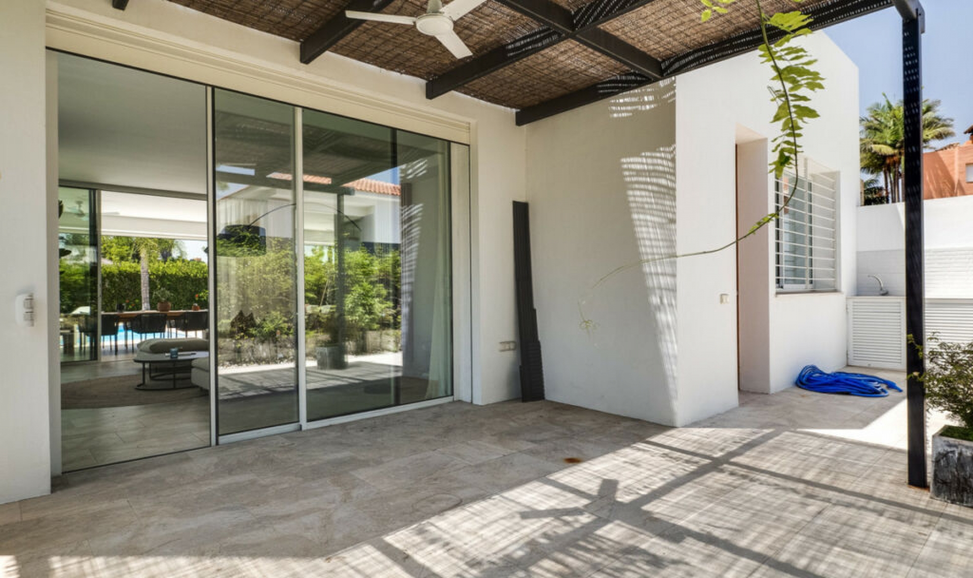 Resale - House -
Guadalmina Baja