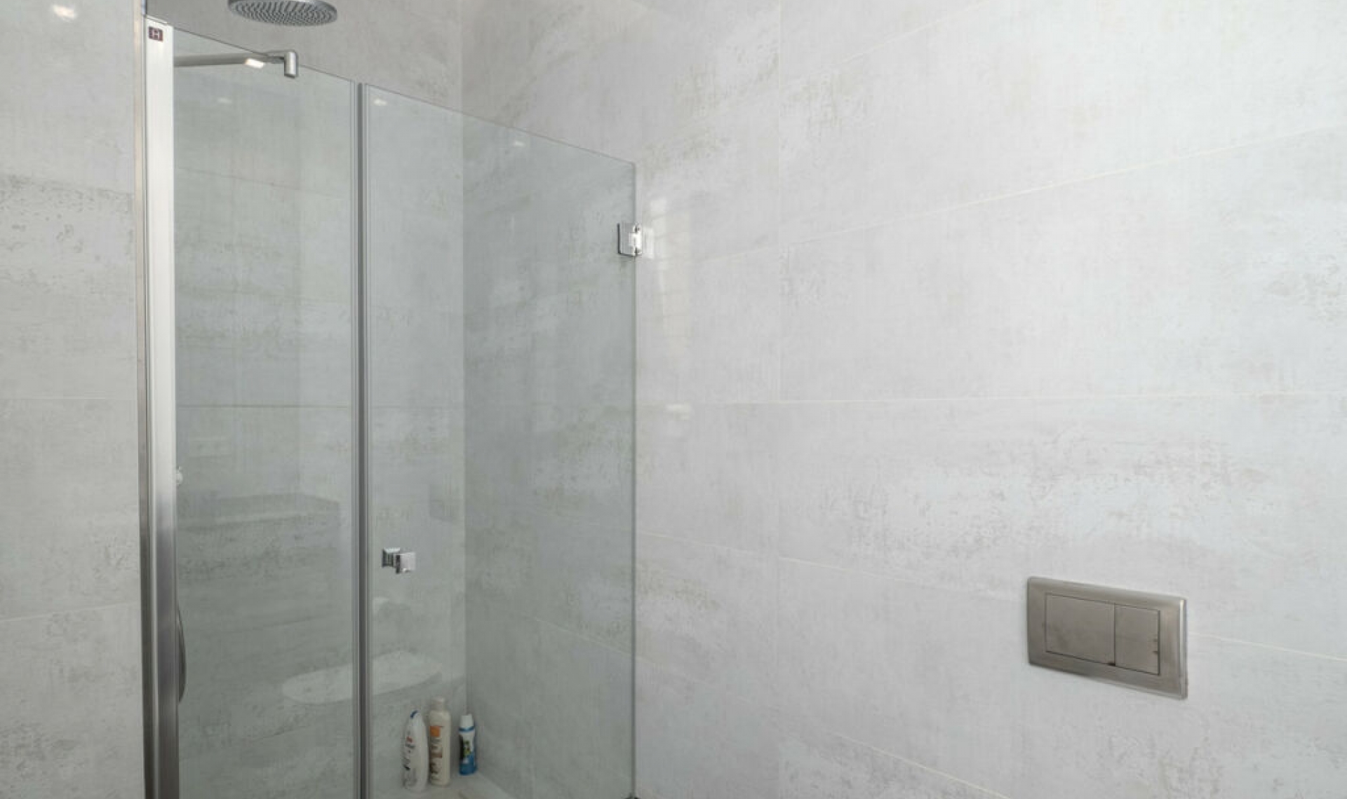 Resale - House -
Guadalmina Baja