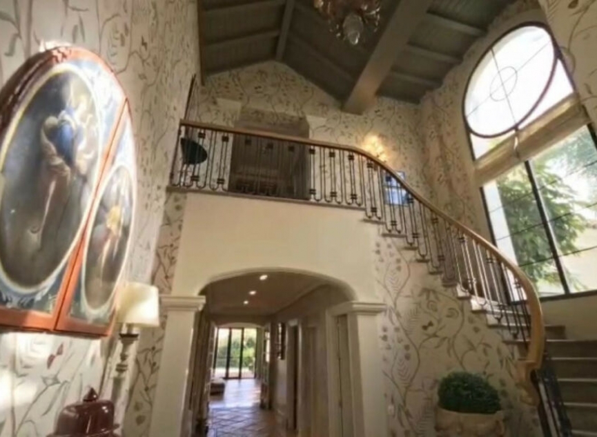 Resale - House -
Guadalmina Baja