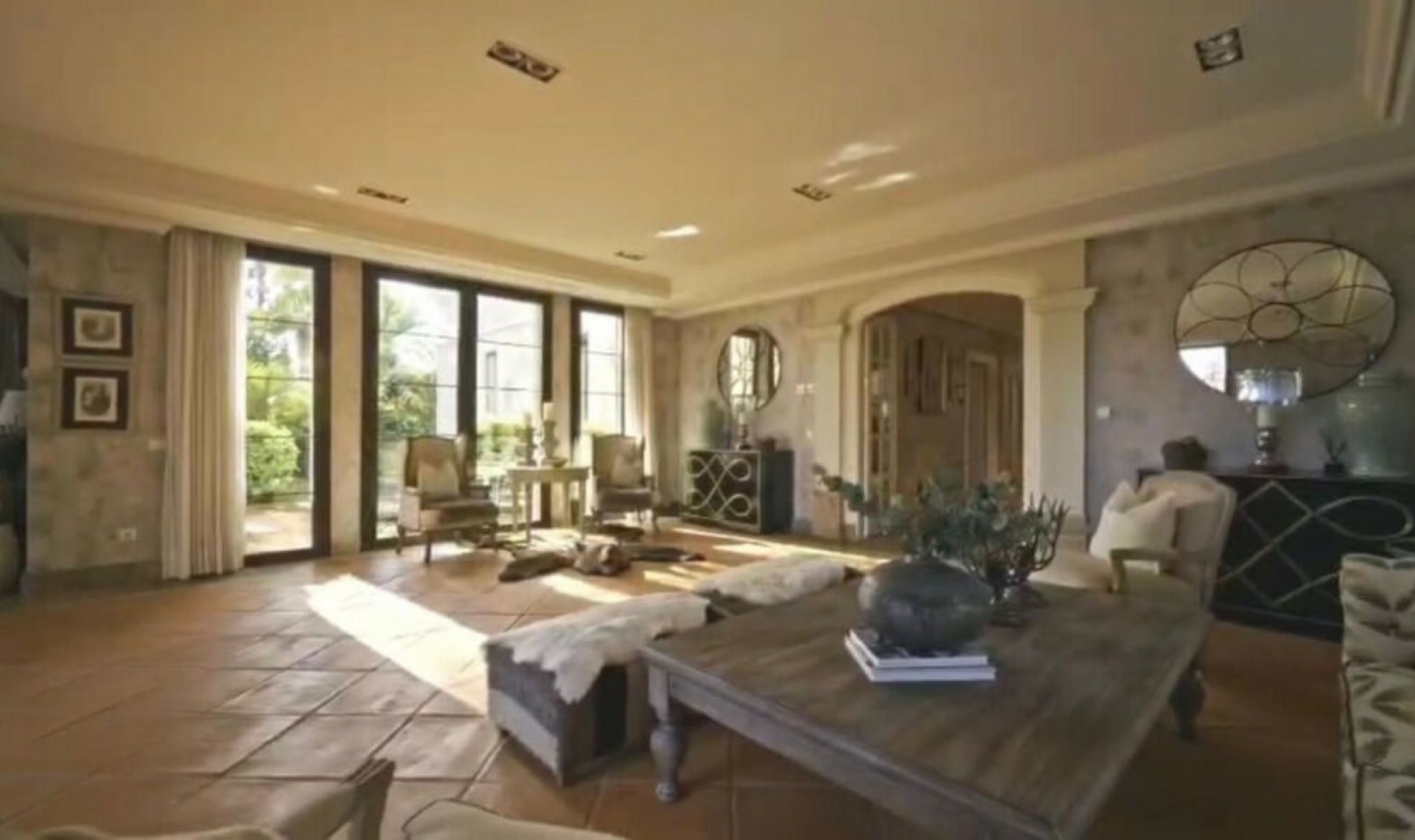 Resale - House -
Guadalmina Baja