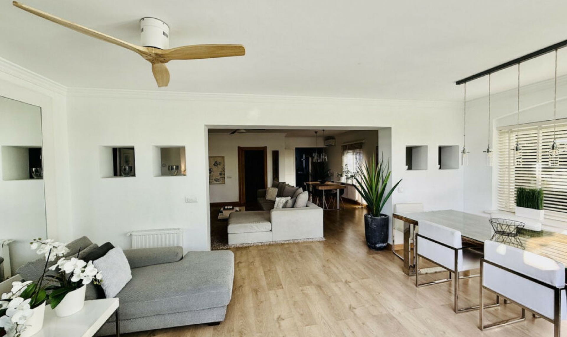 Resale - House -
Guadalmina Baja