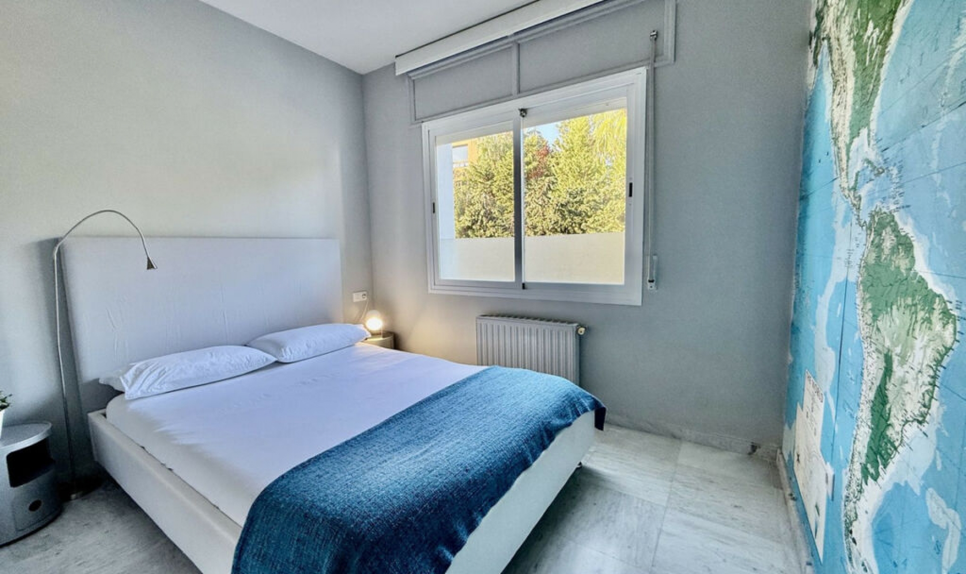 Resale - House -
Guadalmina Baja