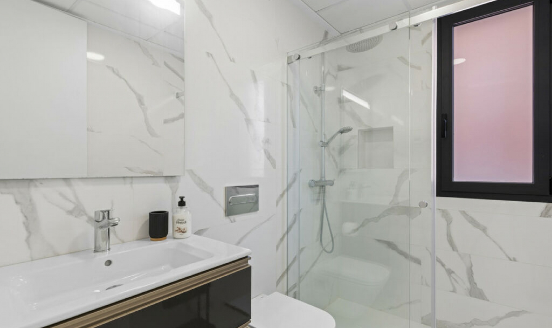 Resale - House -
Guardamar del Segura