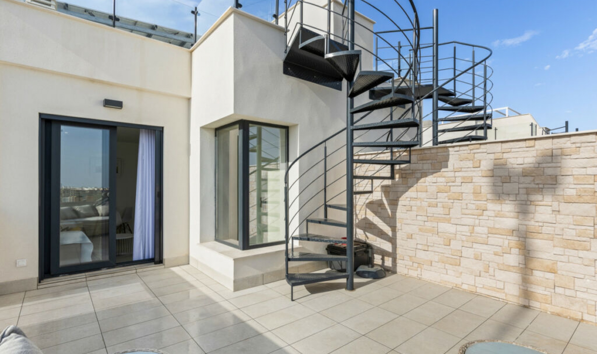 Resale - House -
Guardamar del Segura