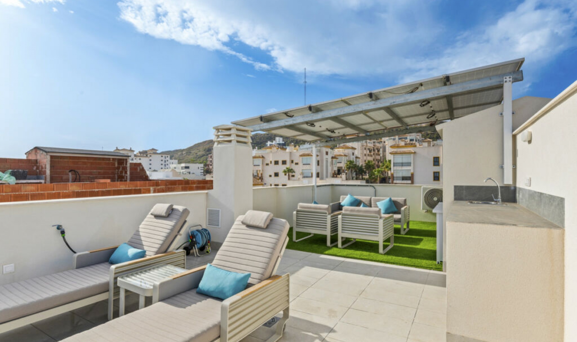 Resale - House -
Guardamar del Segura