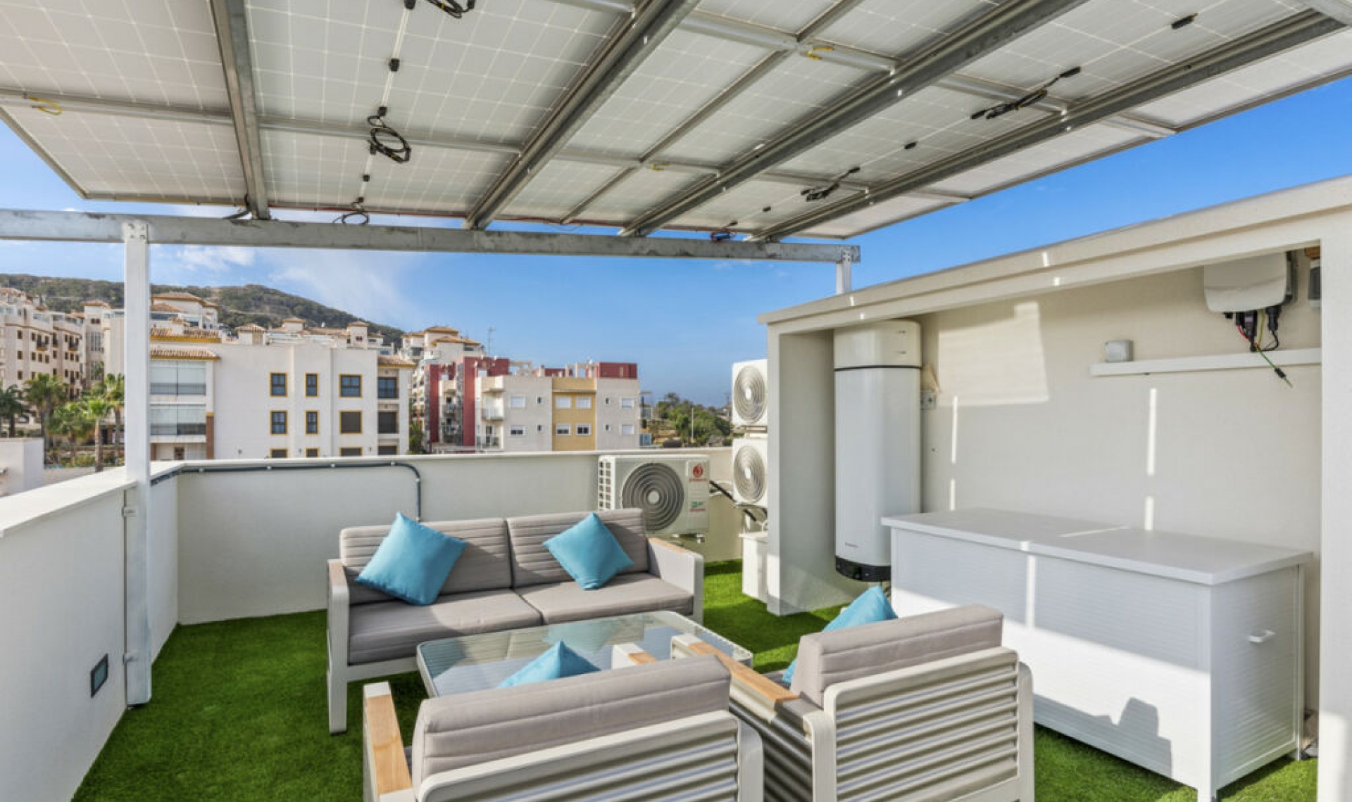 Resale - House -
Guardamar del Segura