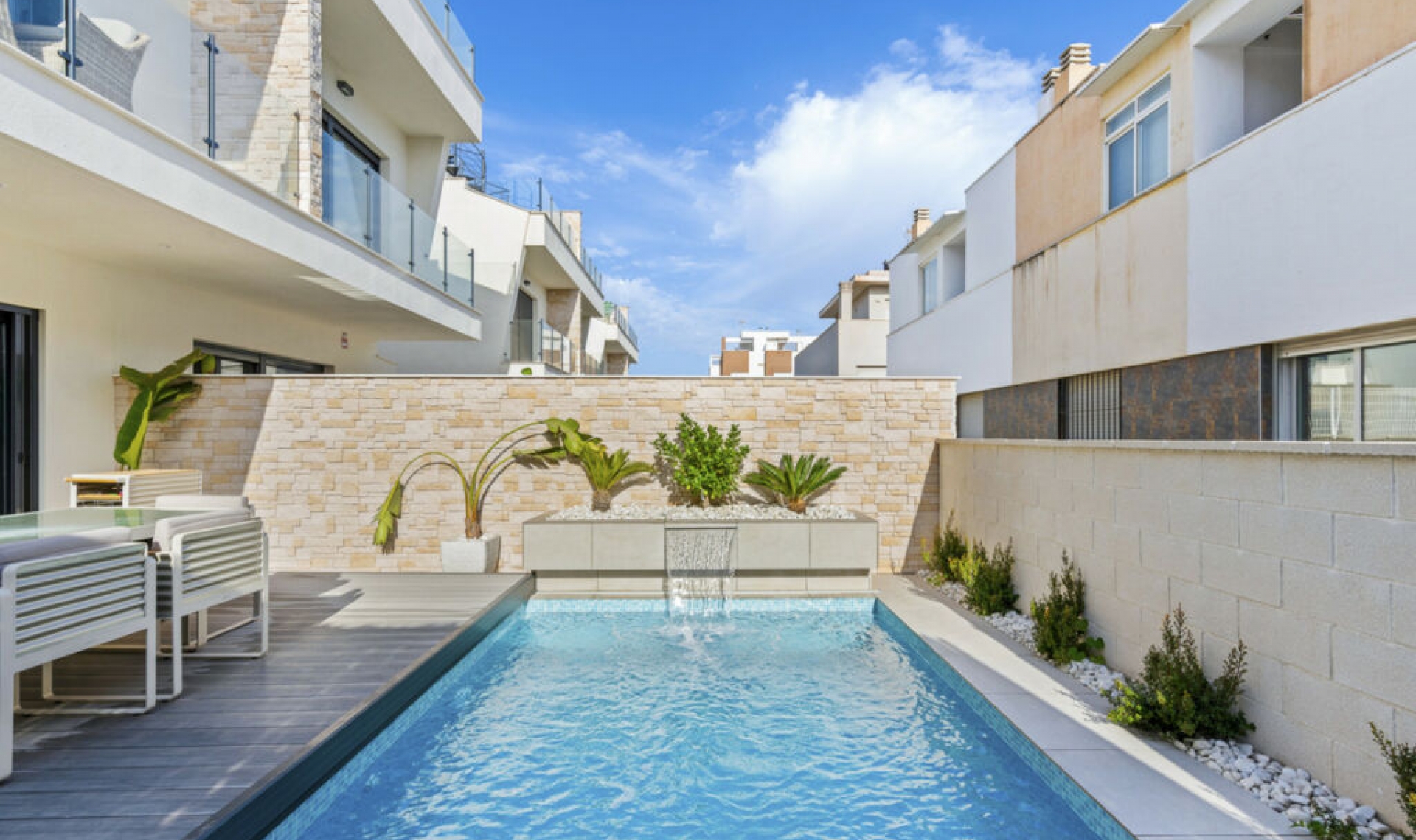 Resale - House -
Guardamar del Segura