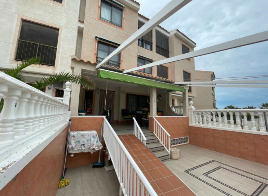 Resale - House -
Guardamar del Segura