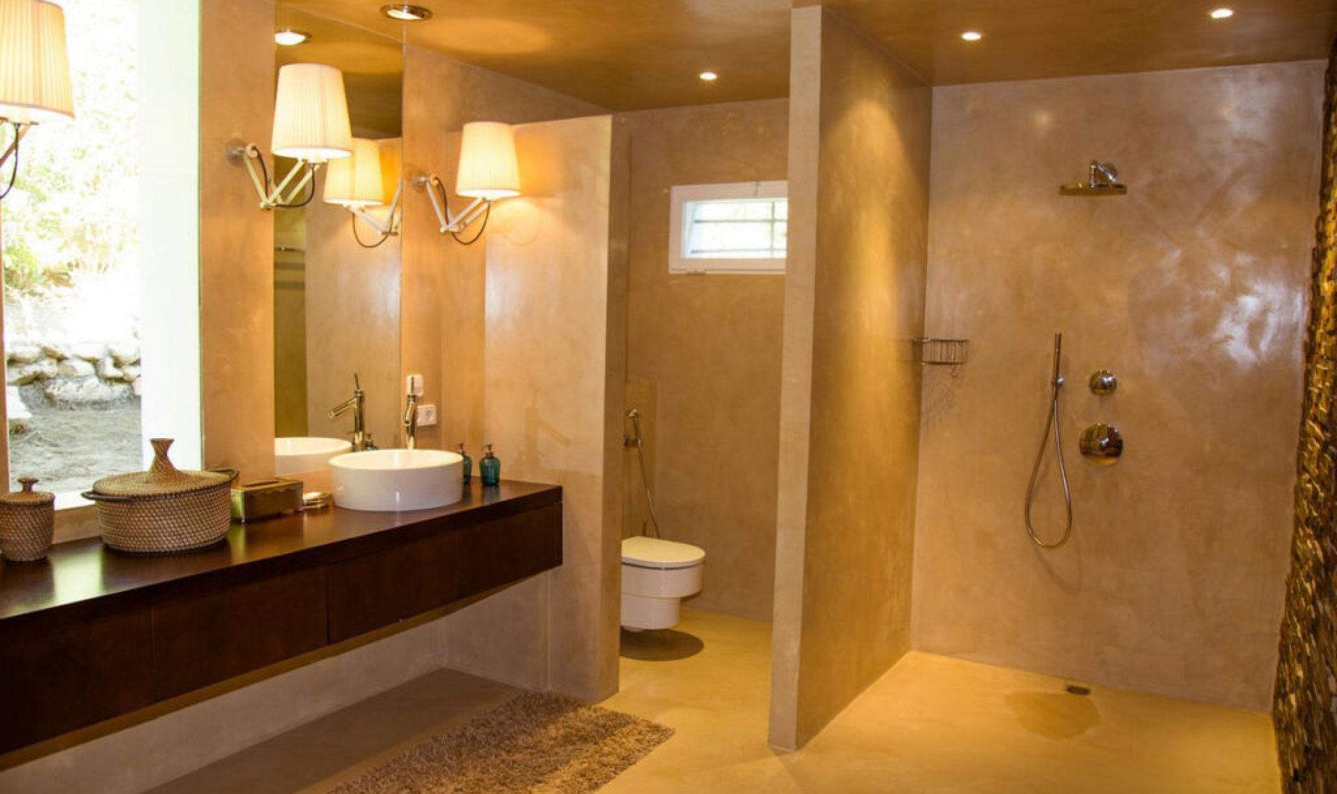 Resale - House -
Hacienda Las Chapas