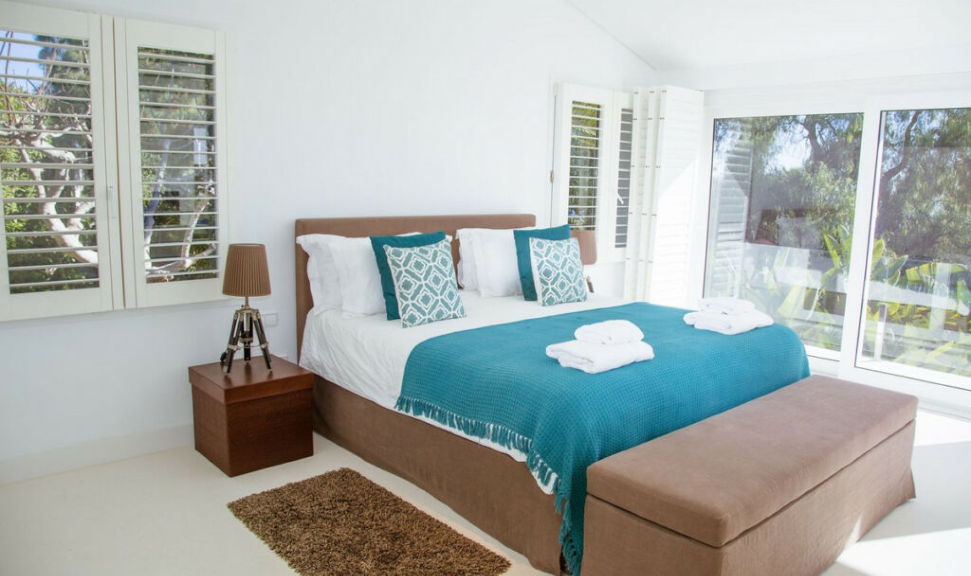 Resale - House -
Hacienda Las Chapas