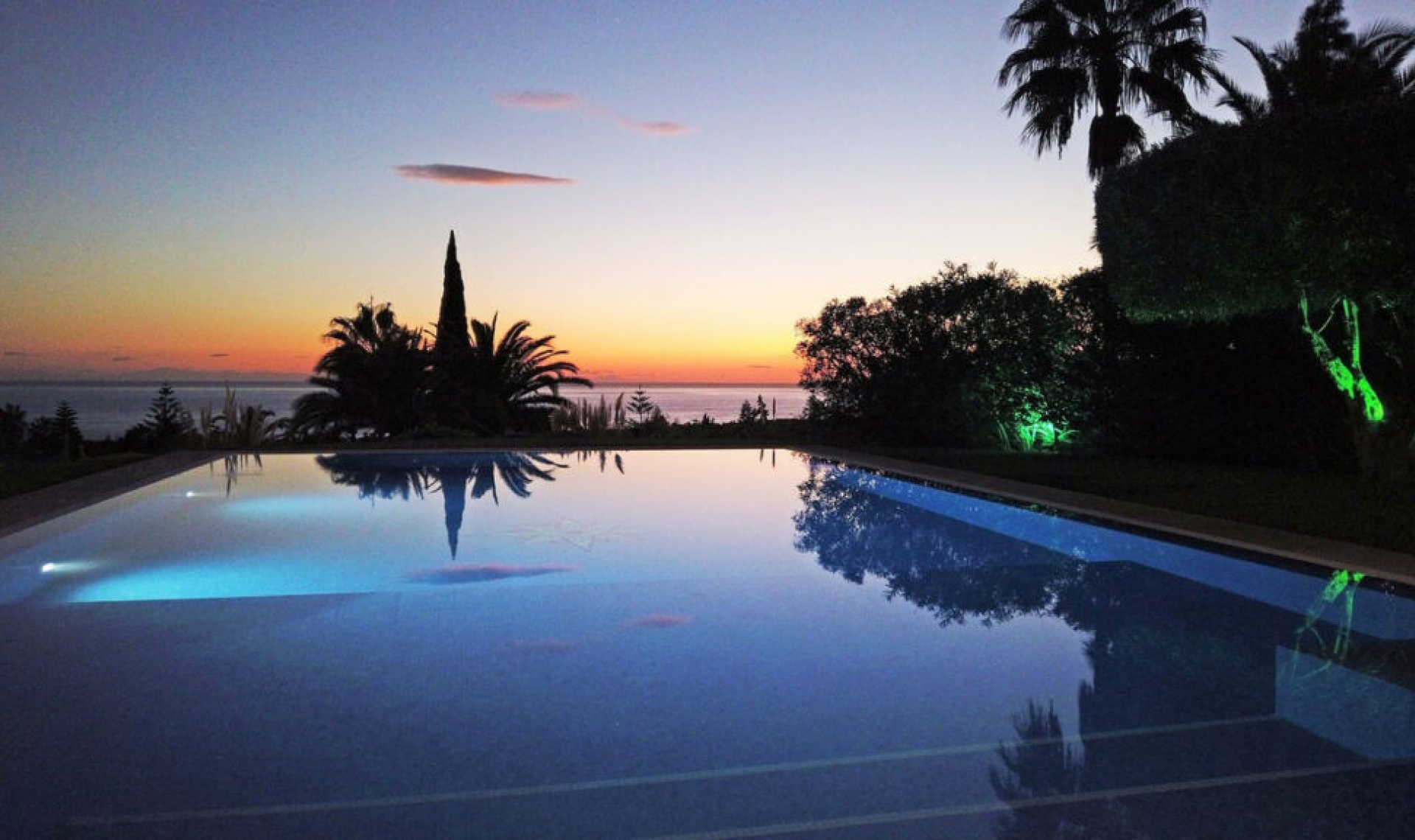 Resale - House -
Hacienda Las Chapas