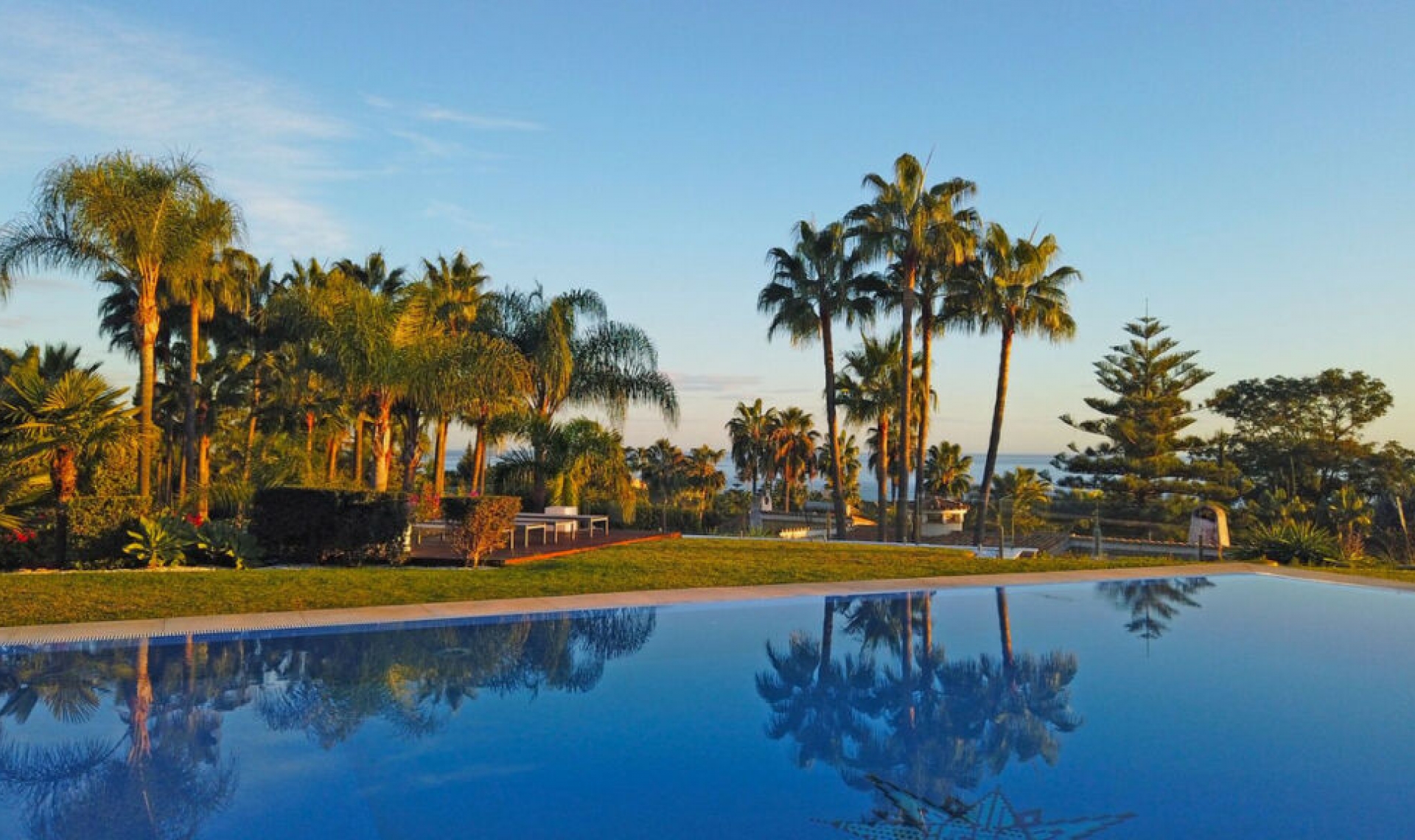 Resale - House -
Hacienda Las Chapas