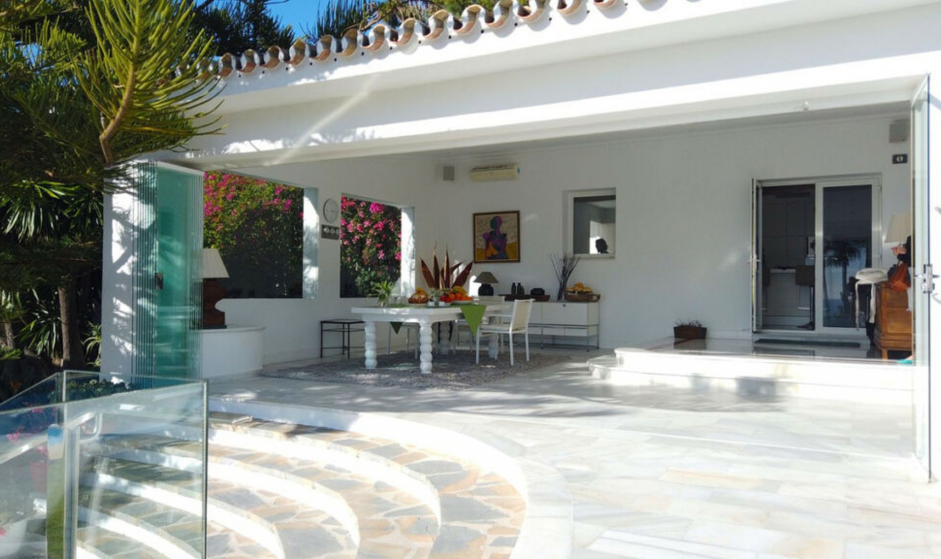 Resale - House -
Hacienda Las Chapas
