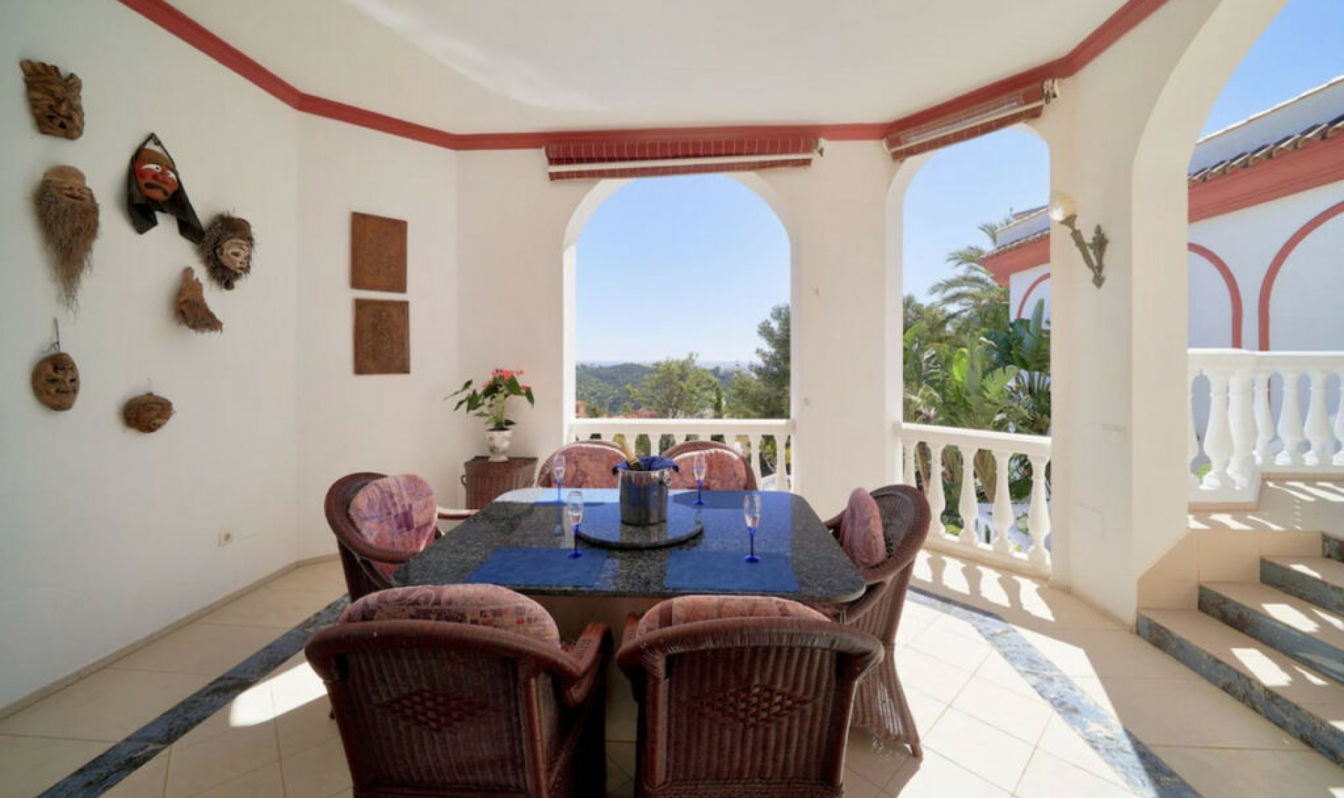 Resale - House -
Hacienda Las Chapas