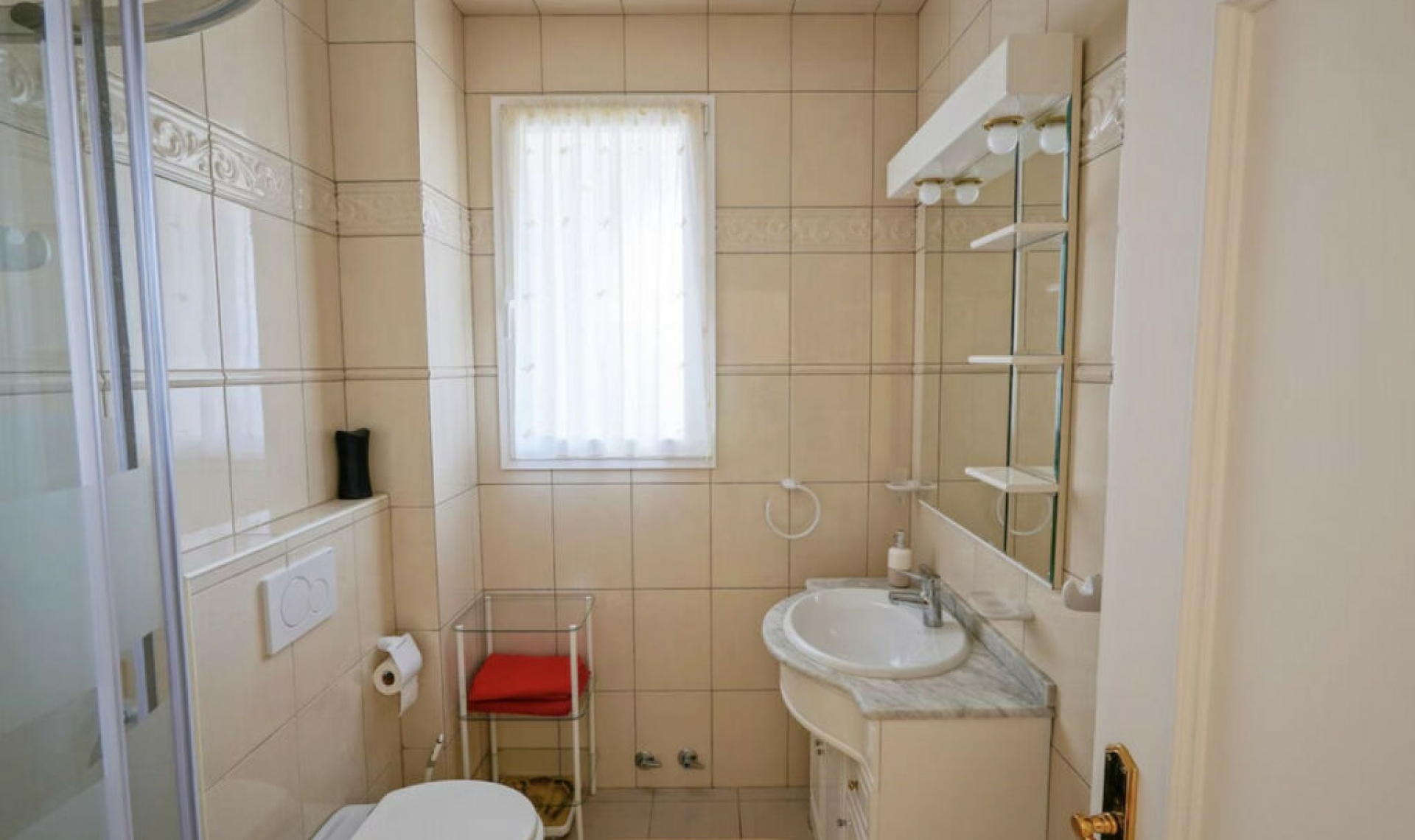 Resale - House -
Hacienda Las Chapas