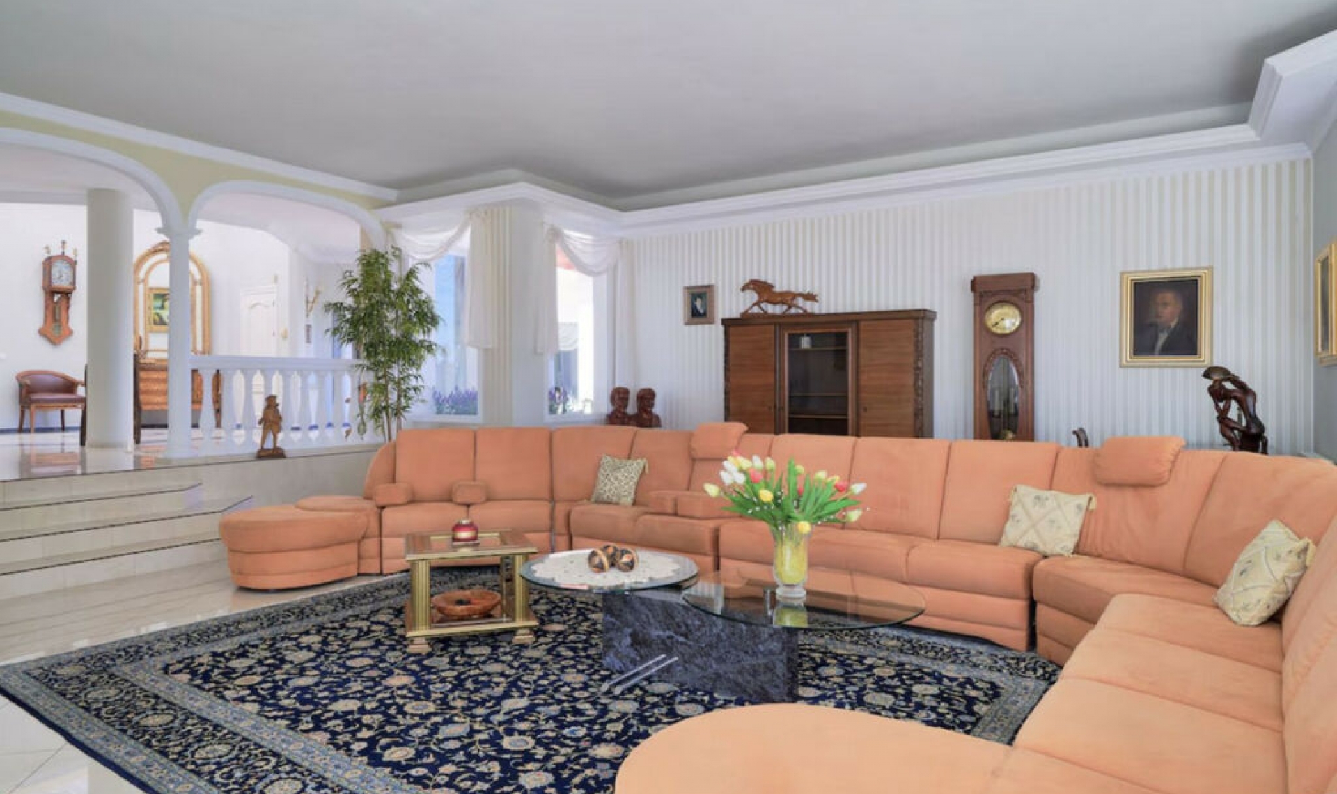 Resale - House -
Hacienda Las Chapas