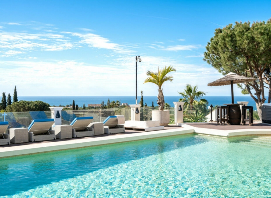 Resale - House -
Hacienda Las Chapas