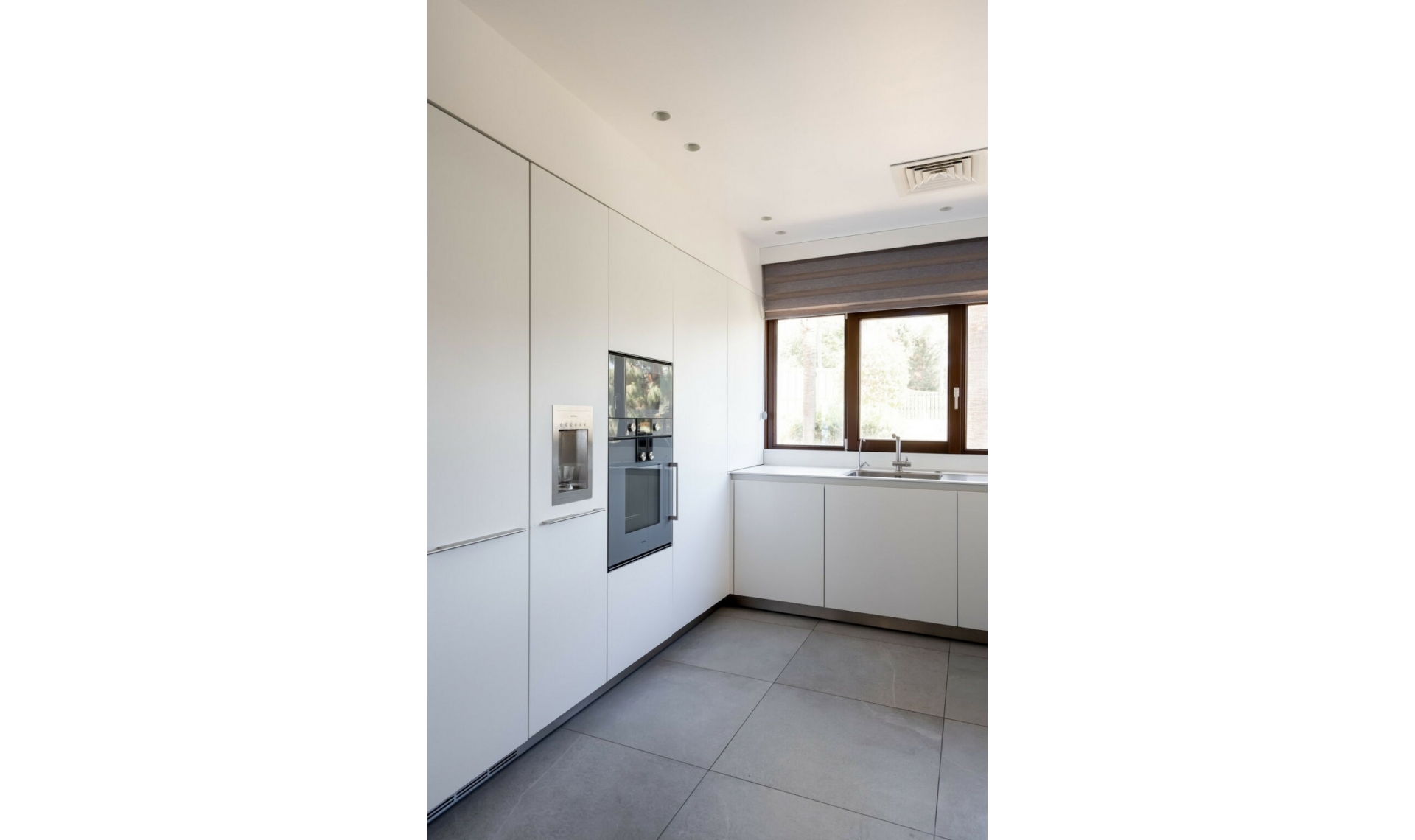 Resale - House -
Hacienda Las Chapas