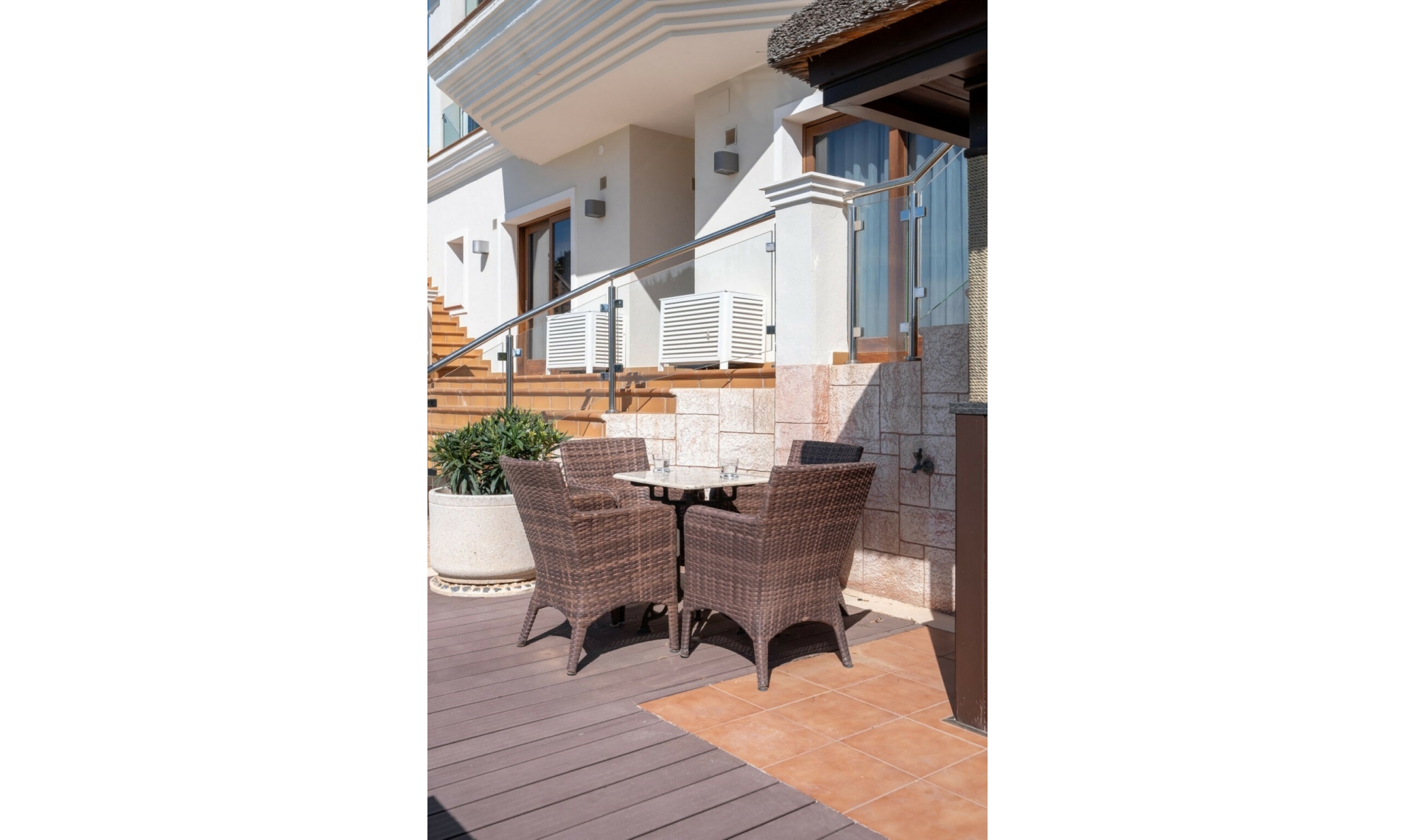 Resale - House -
Hacienda Las Chapas