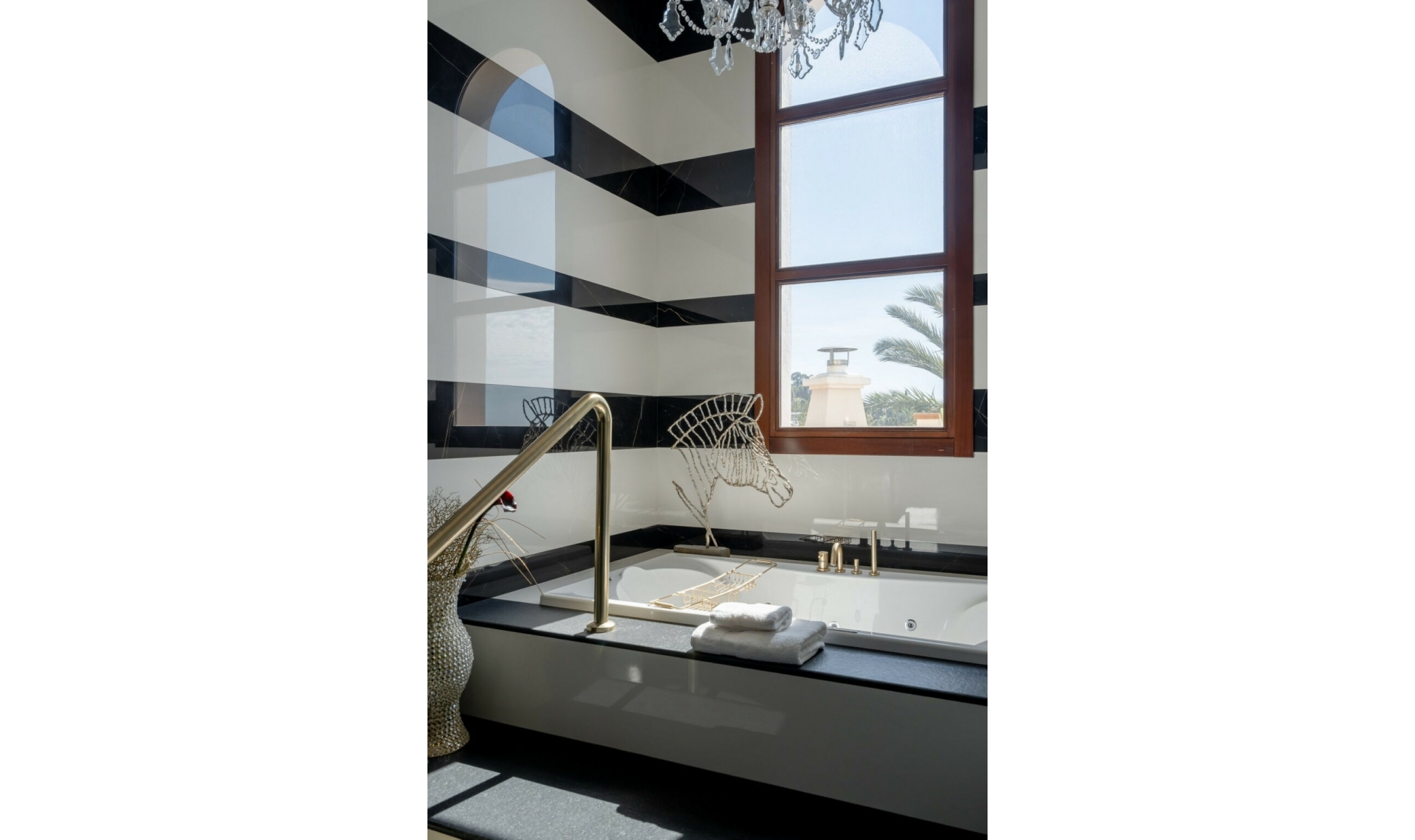 Resale - House -
Hacienda Las Chapas