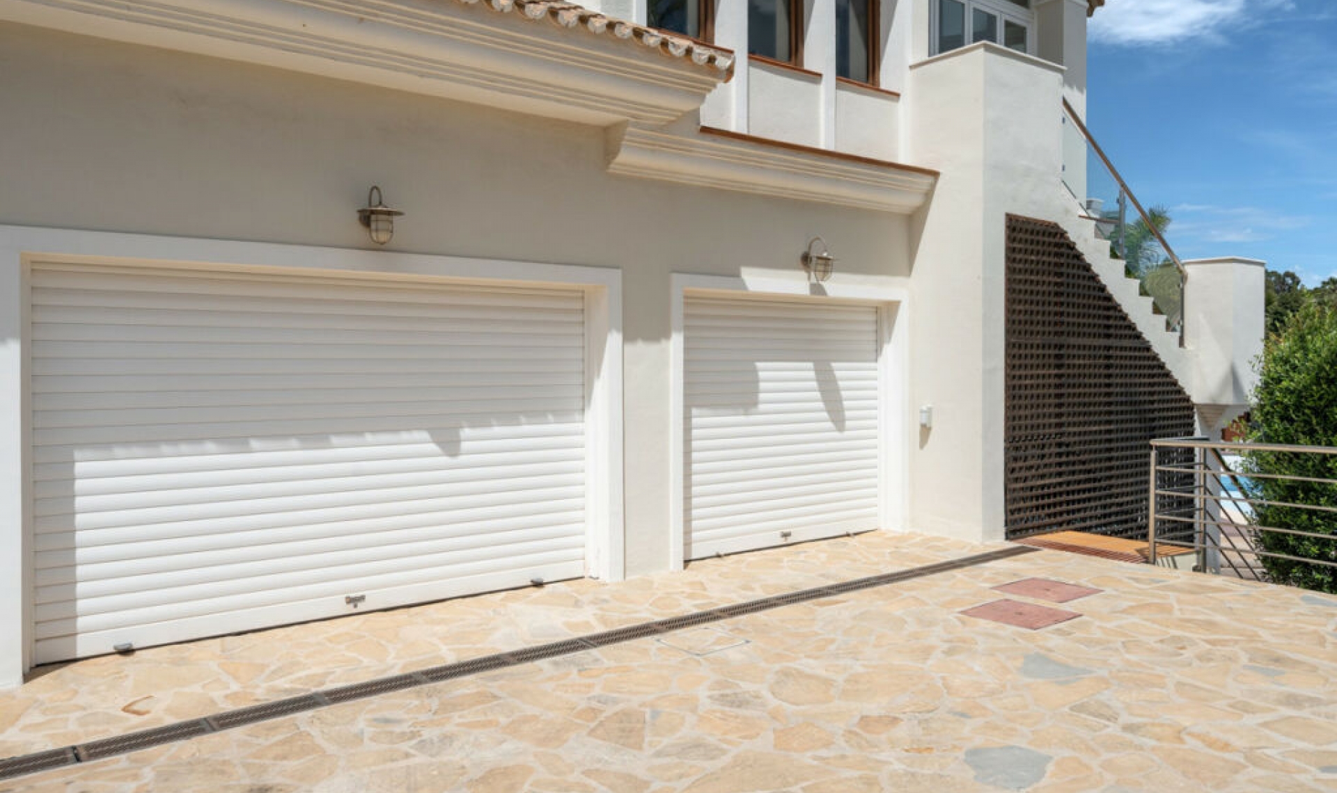 Resale - House -
Hacienda Las Chapas