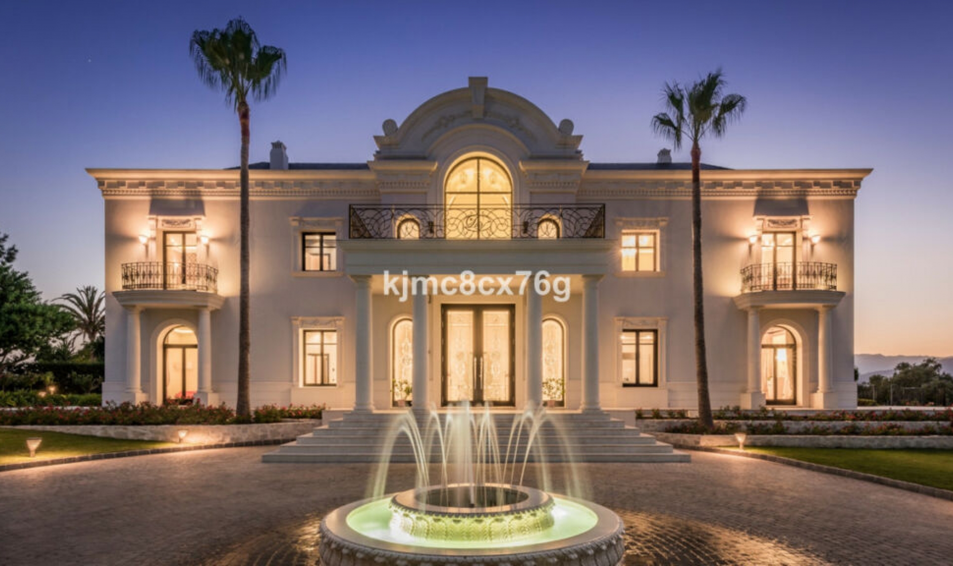 Resale - House -
Hacienda Las Chapas