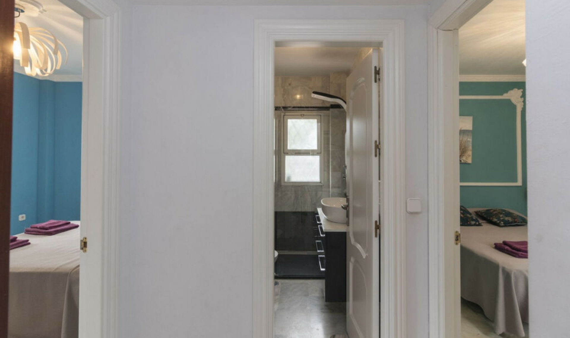 Resale - House -
Hacienda Las Chapas