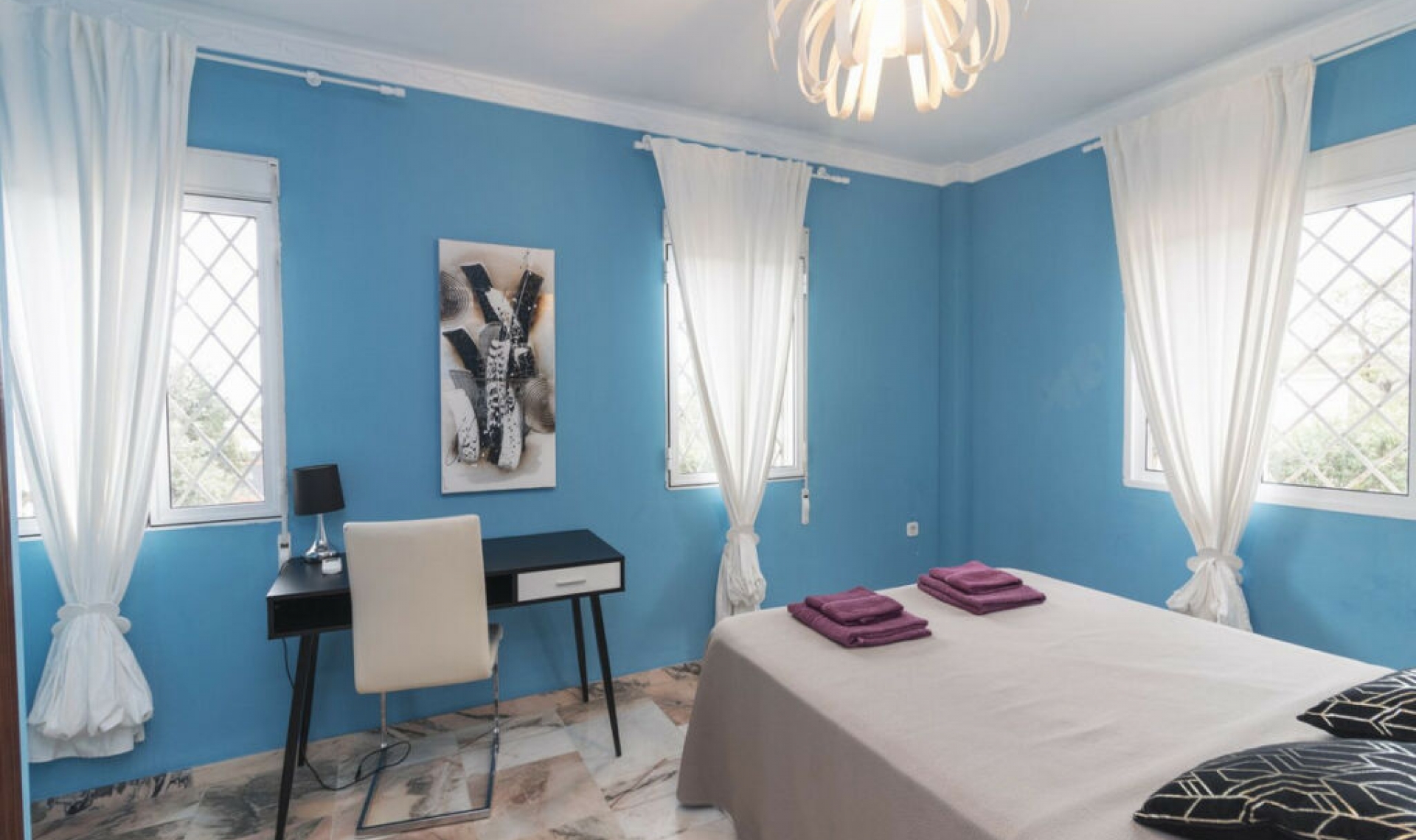 Resale - House -
Hacienda Las Chapas