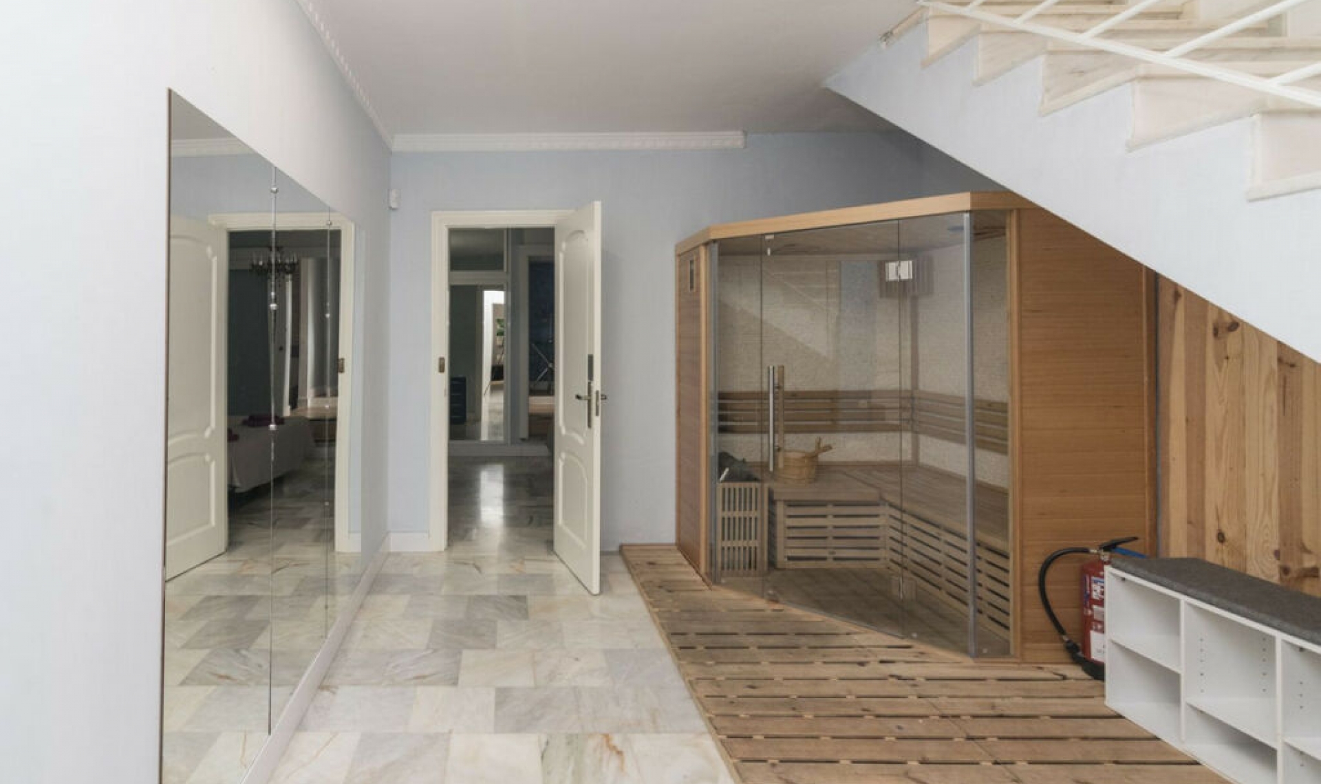 Resale - House -
Hacienda Las Chapas