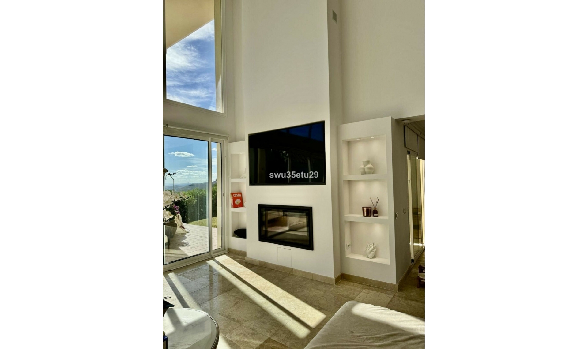 Resale - House -
Istán