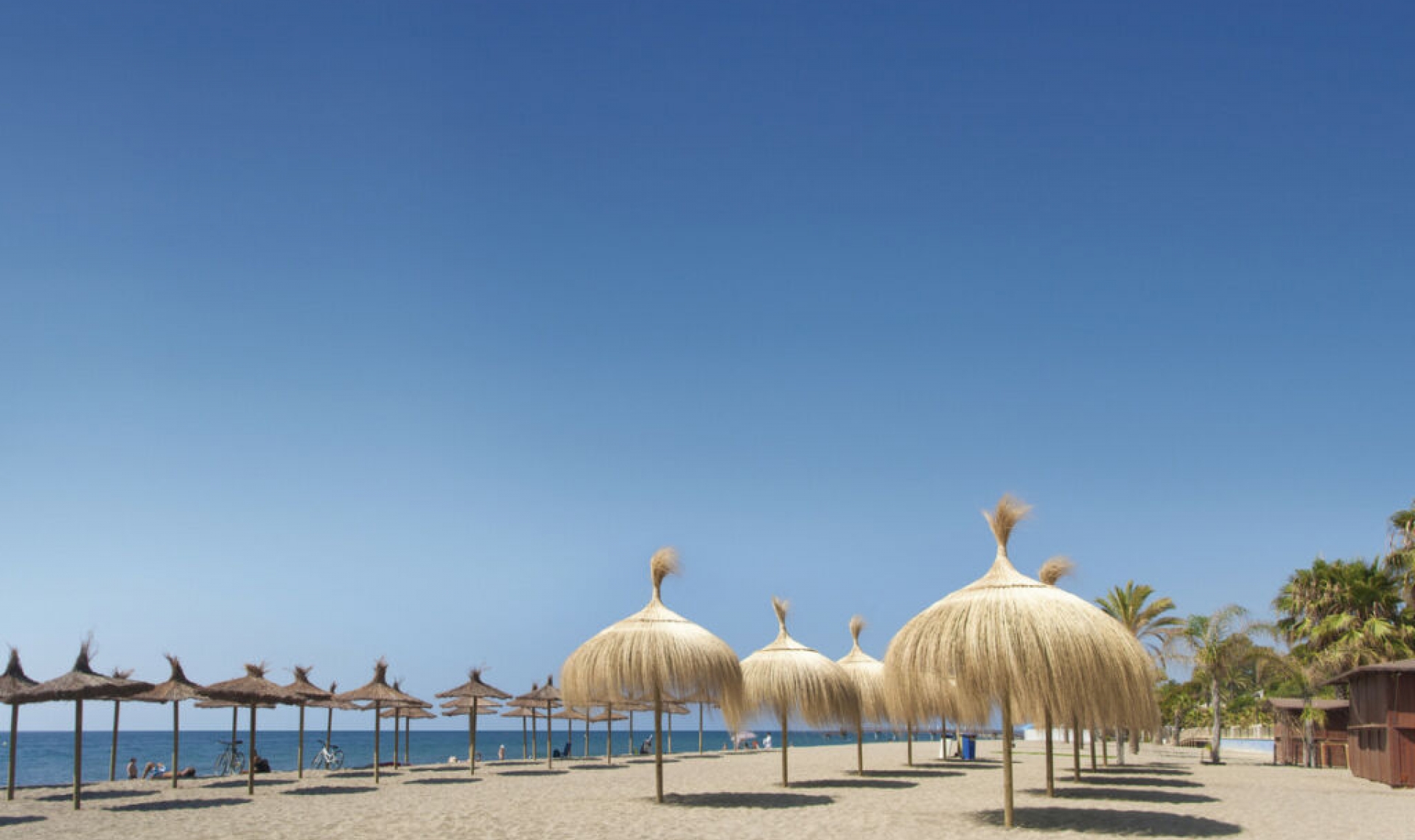 Resale - House -
Istán