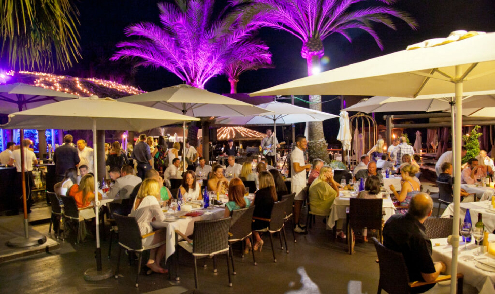 Resale - House -
Istán