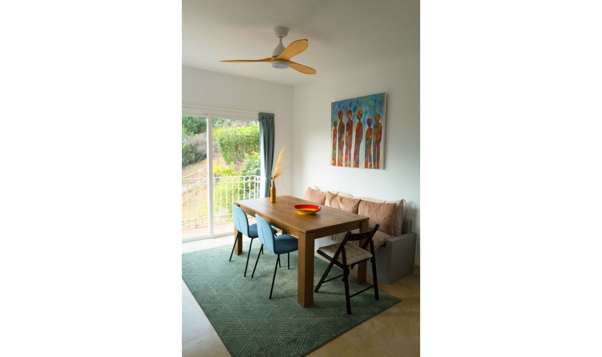 Resale - House -
Istán