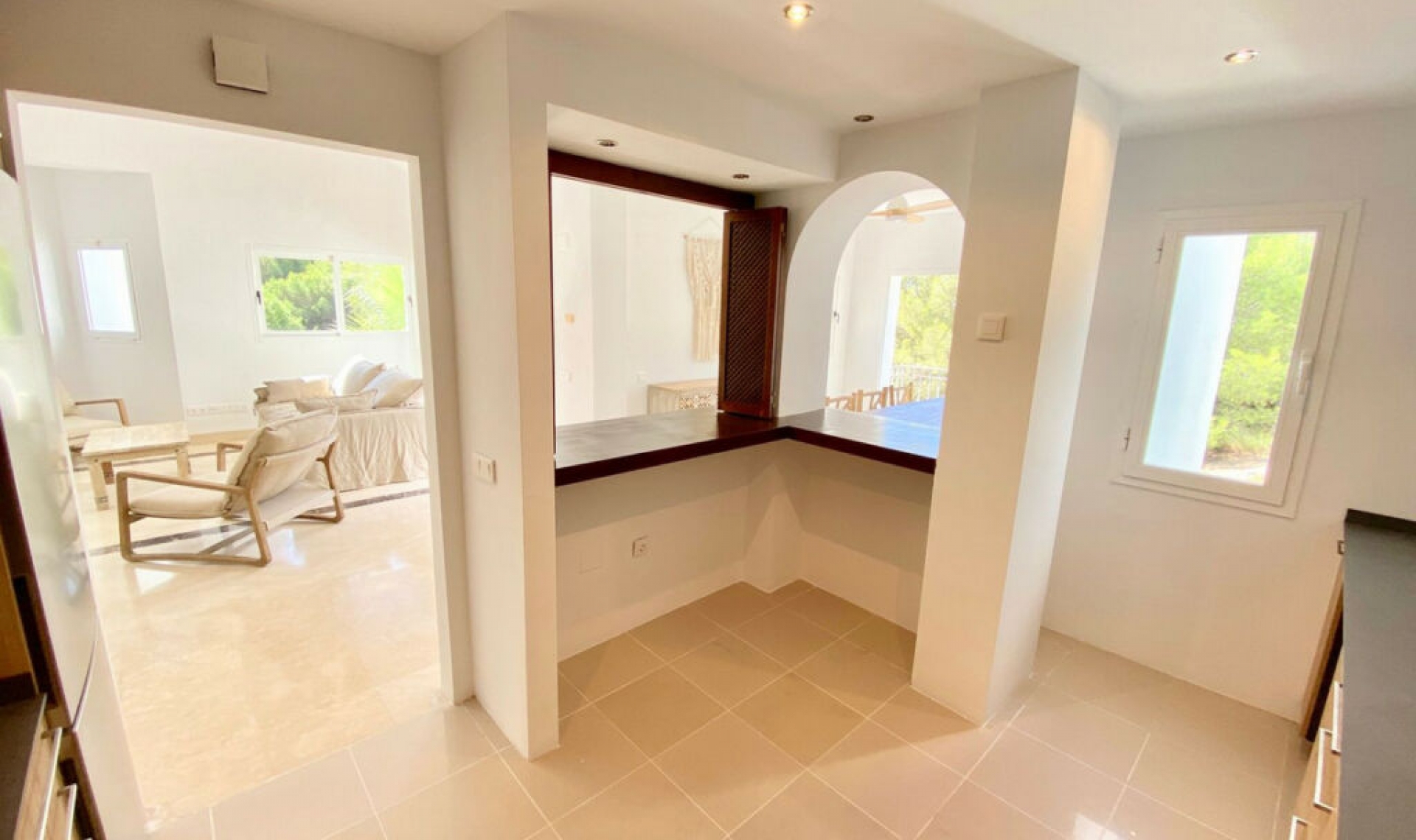 Resale - House -
Istán