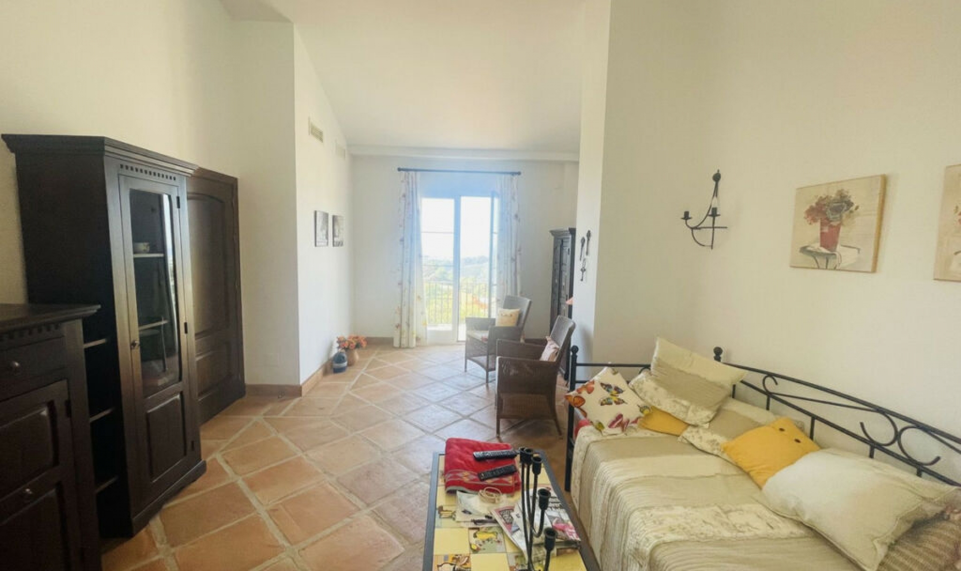 Resale - House -
Istán