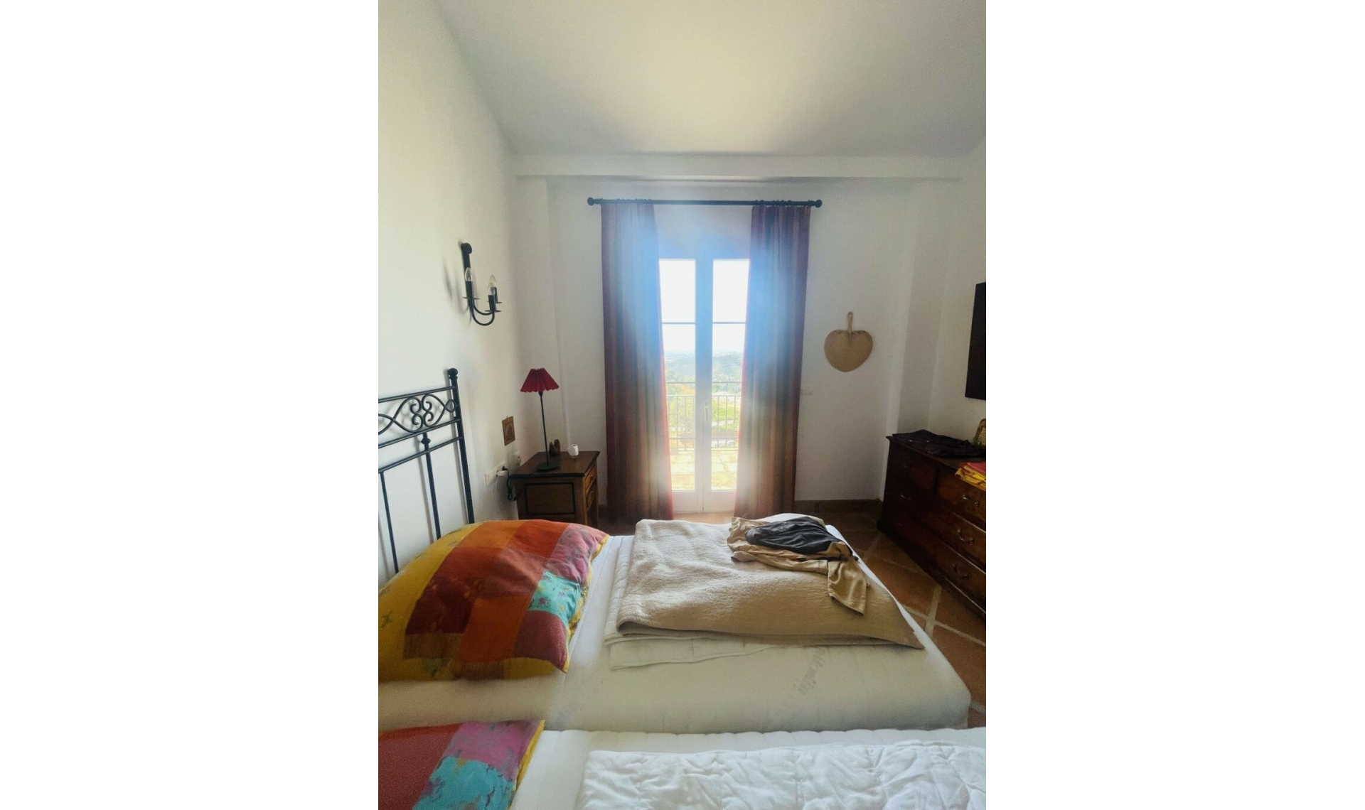 Resale - House -
Istán