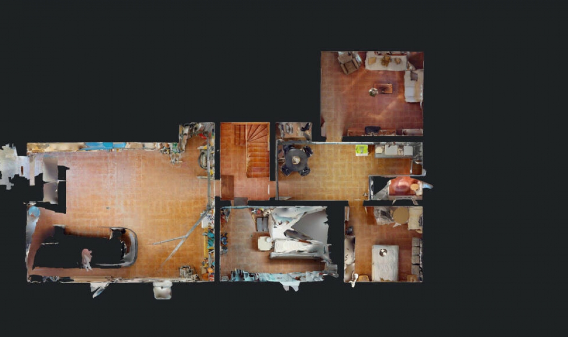 Resale - House -
Iznate