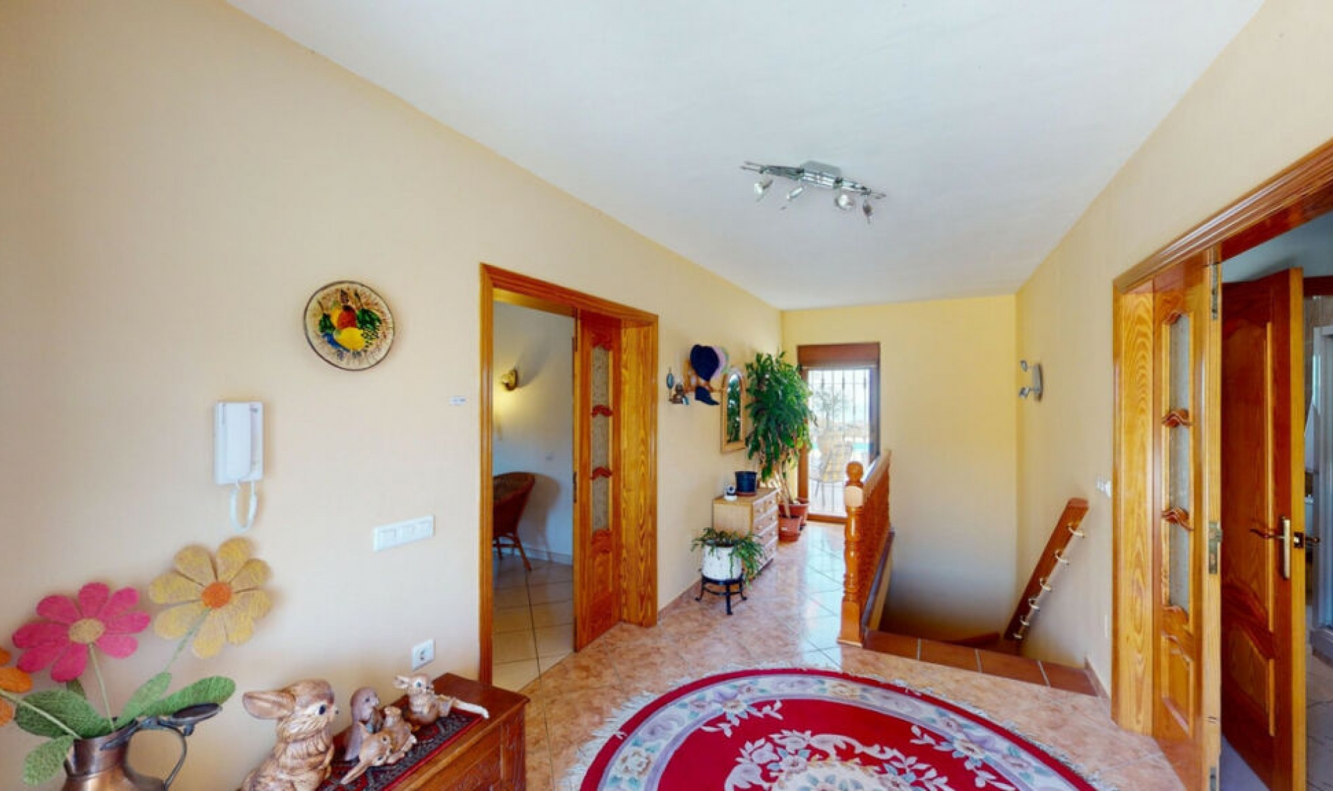 Resale - House -
Iznate