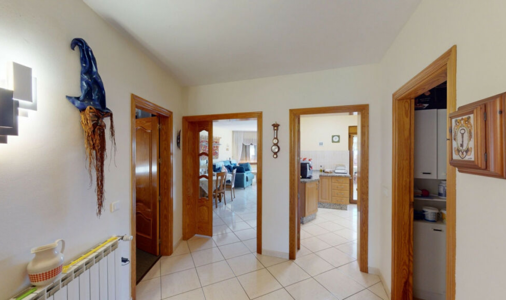 Resale - House -
Iznate