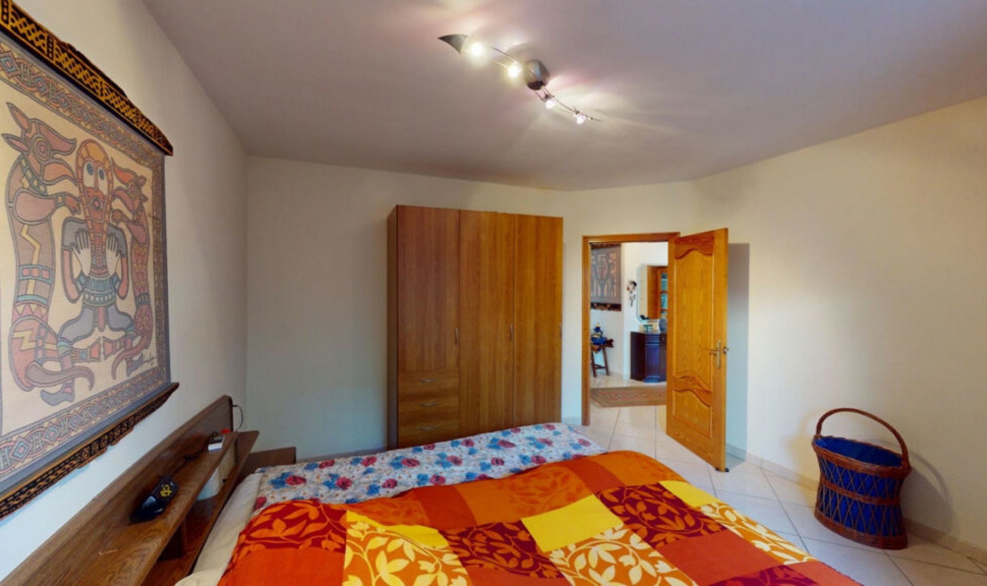 Resale - House -
Iznate