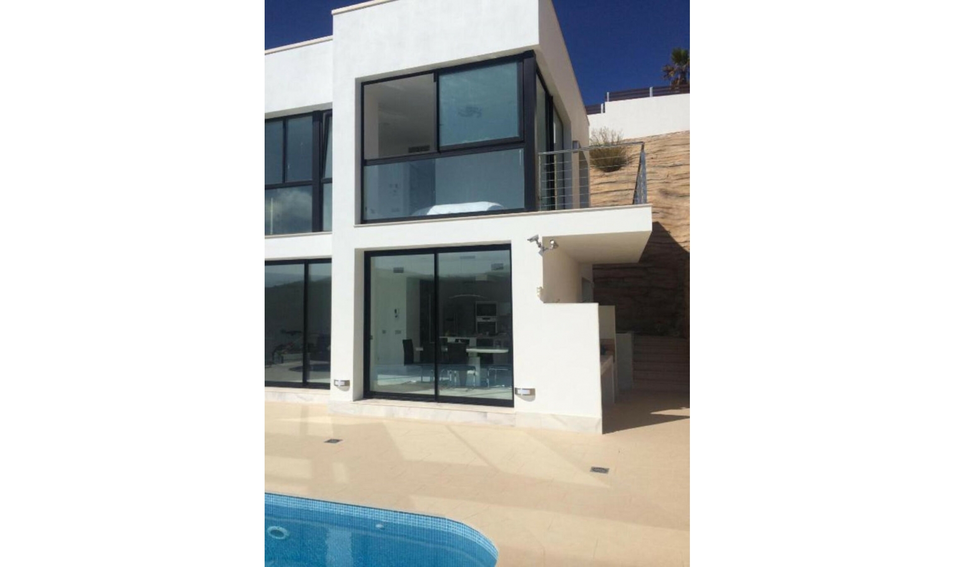 Resale - House -
Jávea