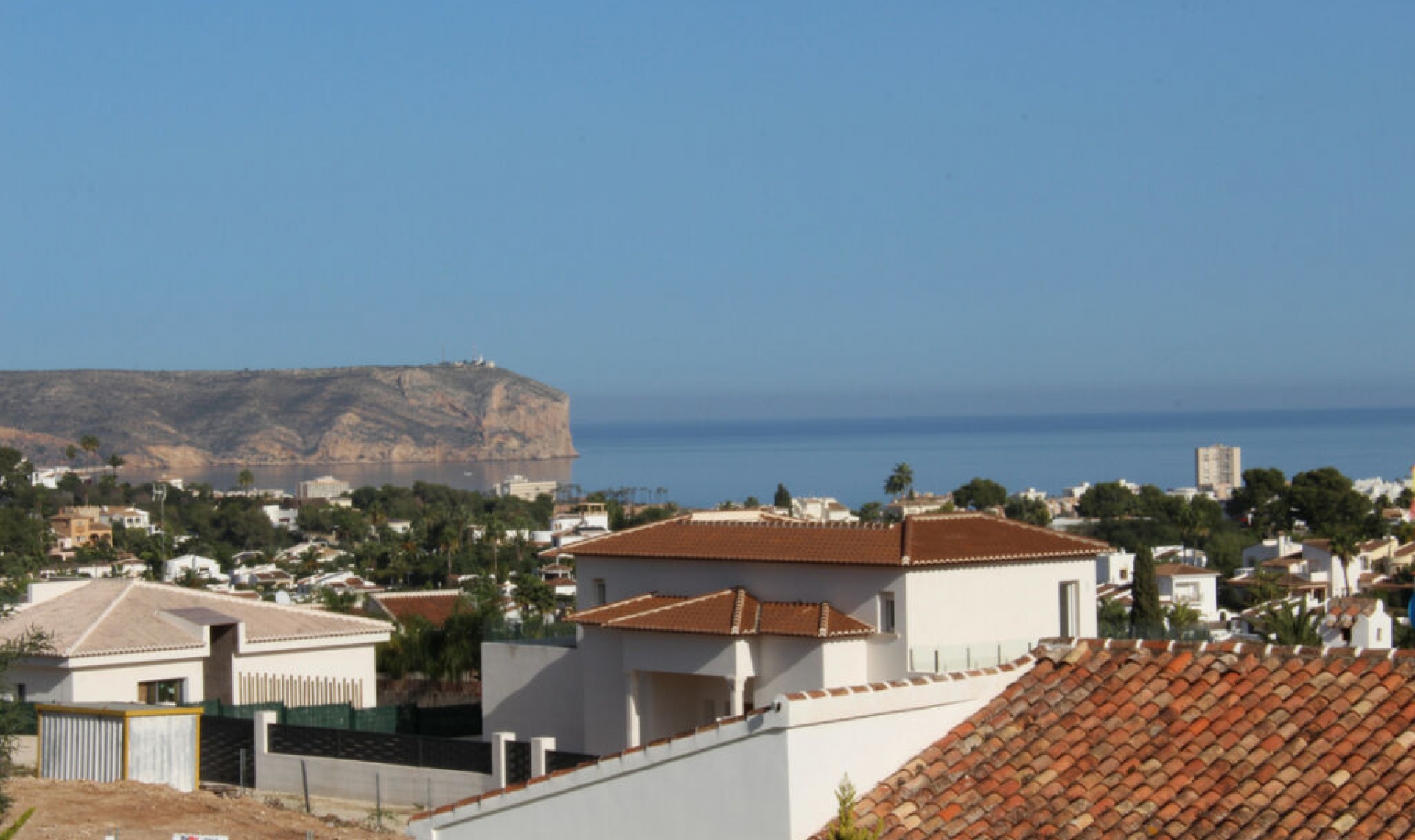 Resale - House -
Jávea